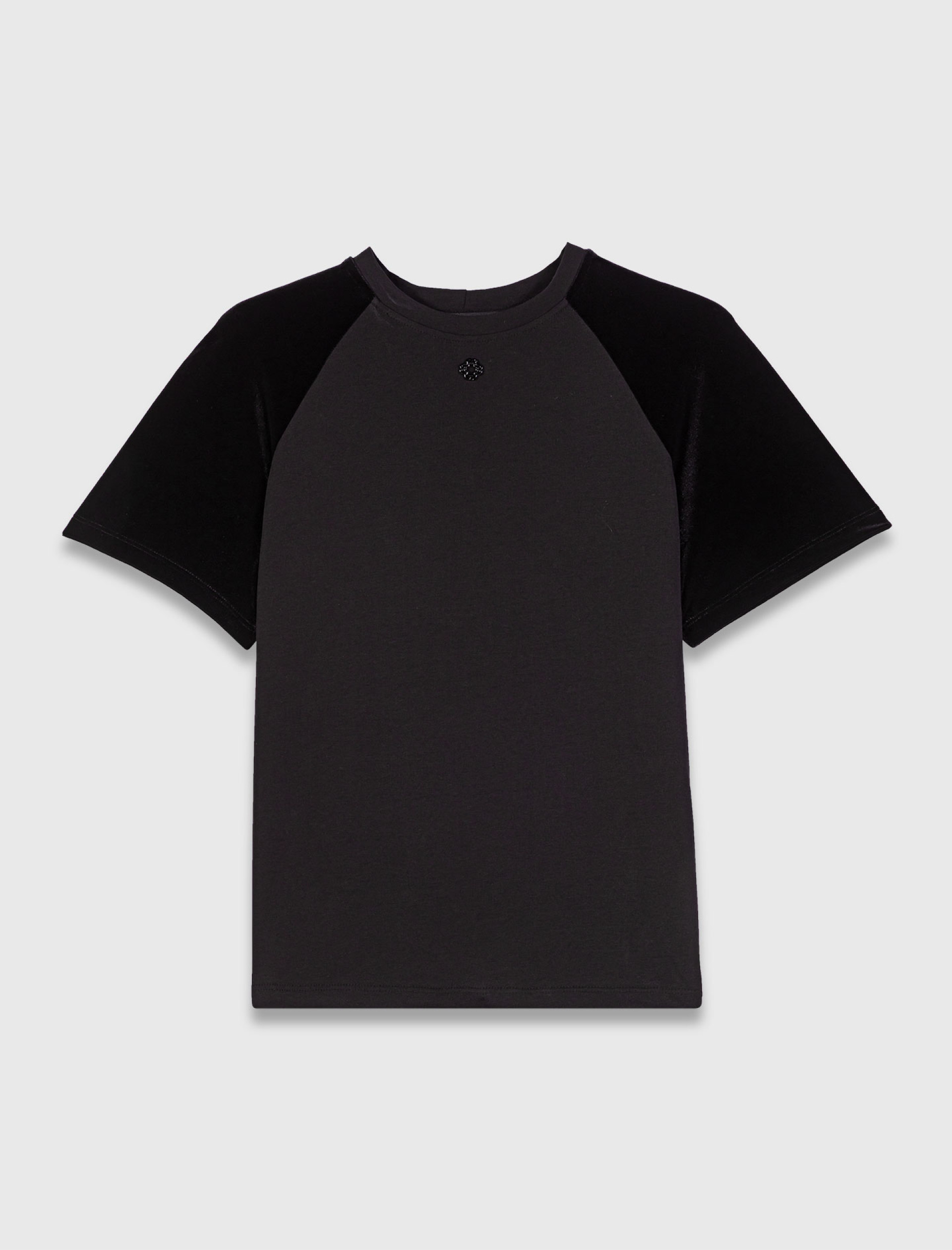 Жіноча футболка з оксамитовими рукавами Жіноча футболка з оксамитовими рукавами