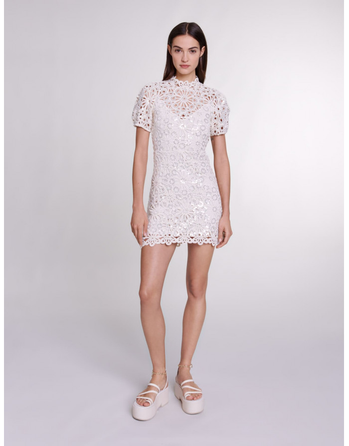 Сукня в'язана гачком з віткритою спиною