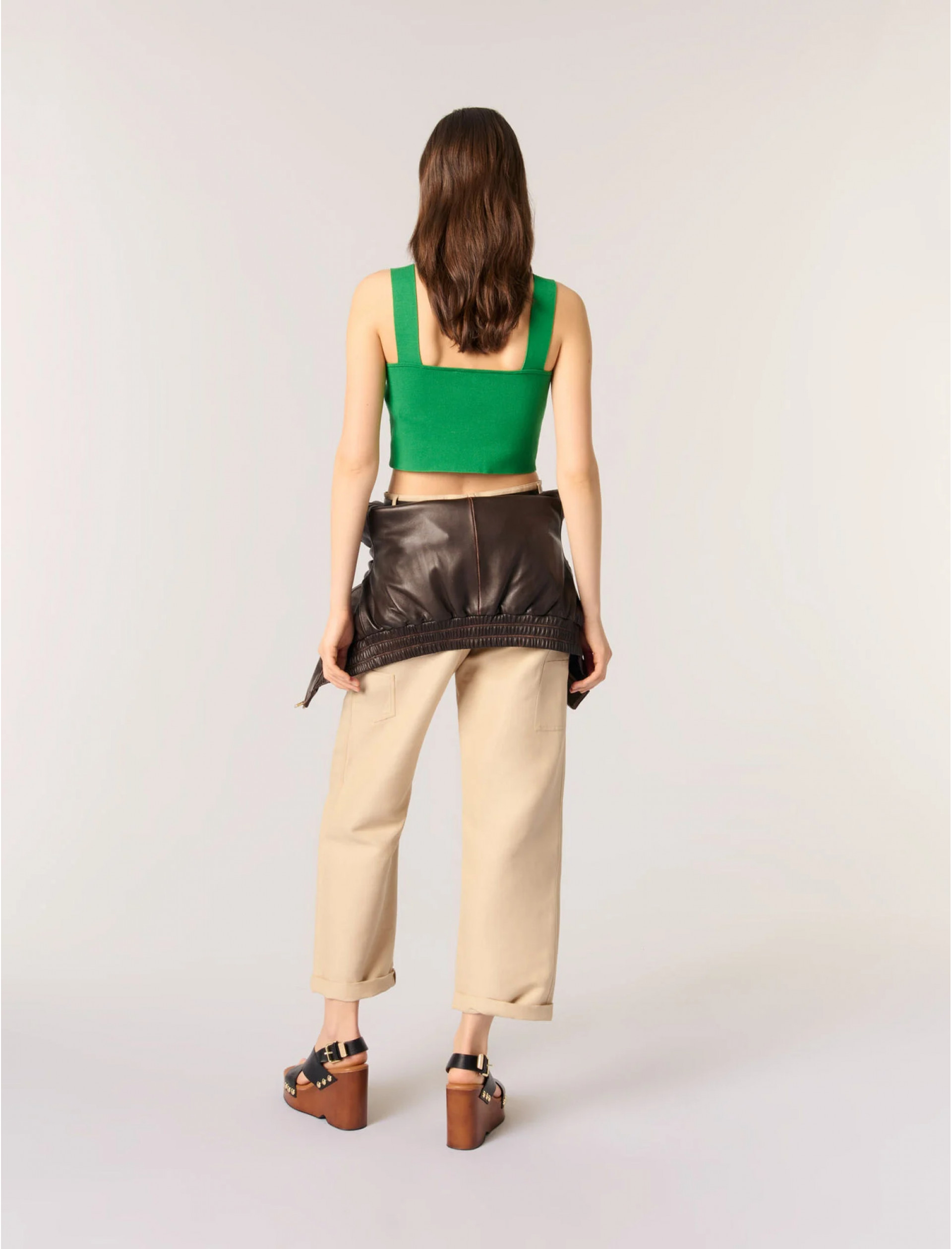 Женский укороченный топ