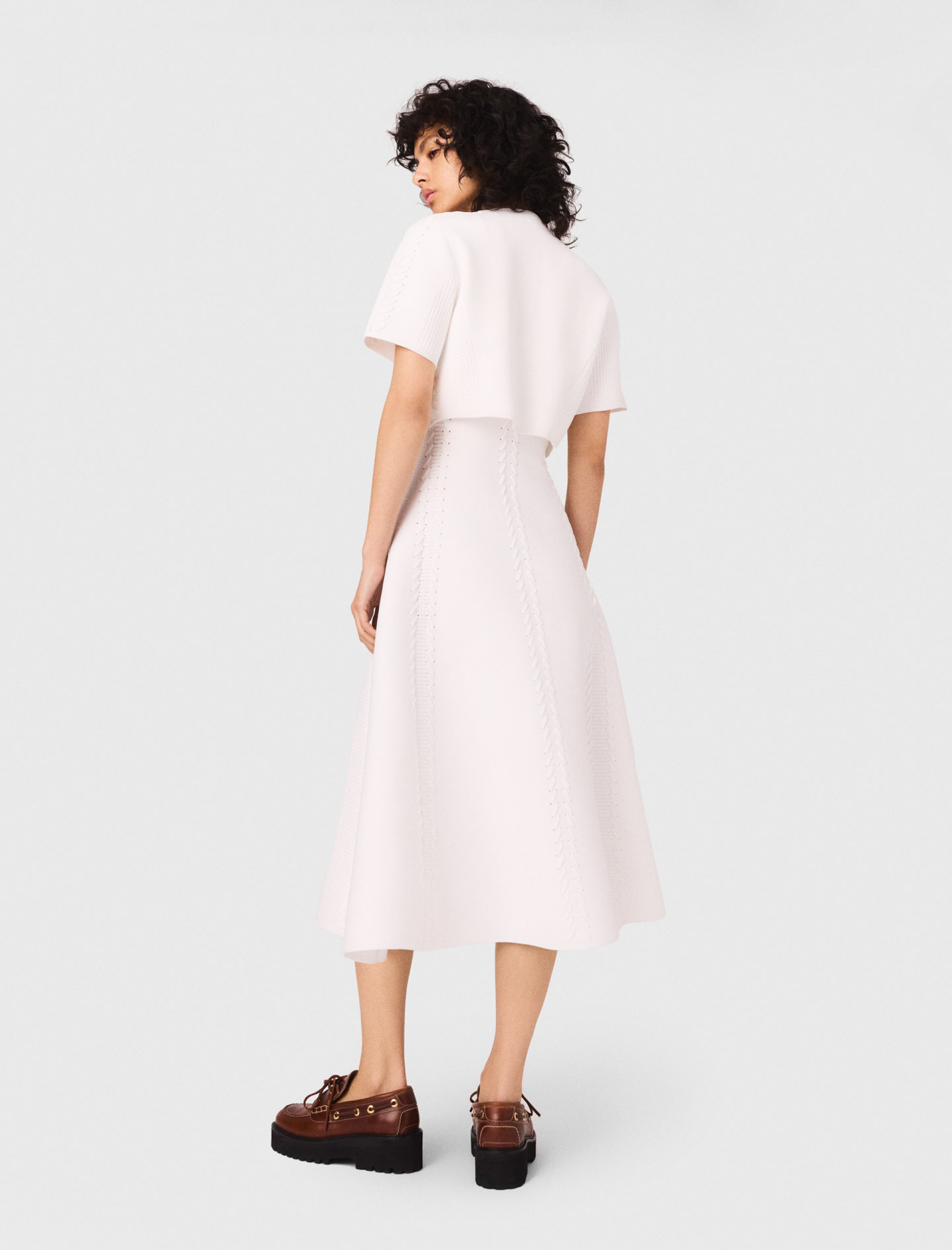 Жіночий білий короткий кардиган