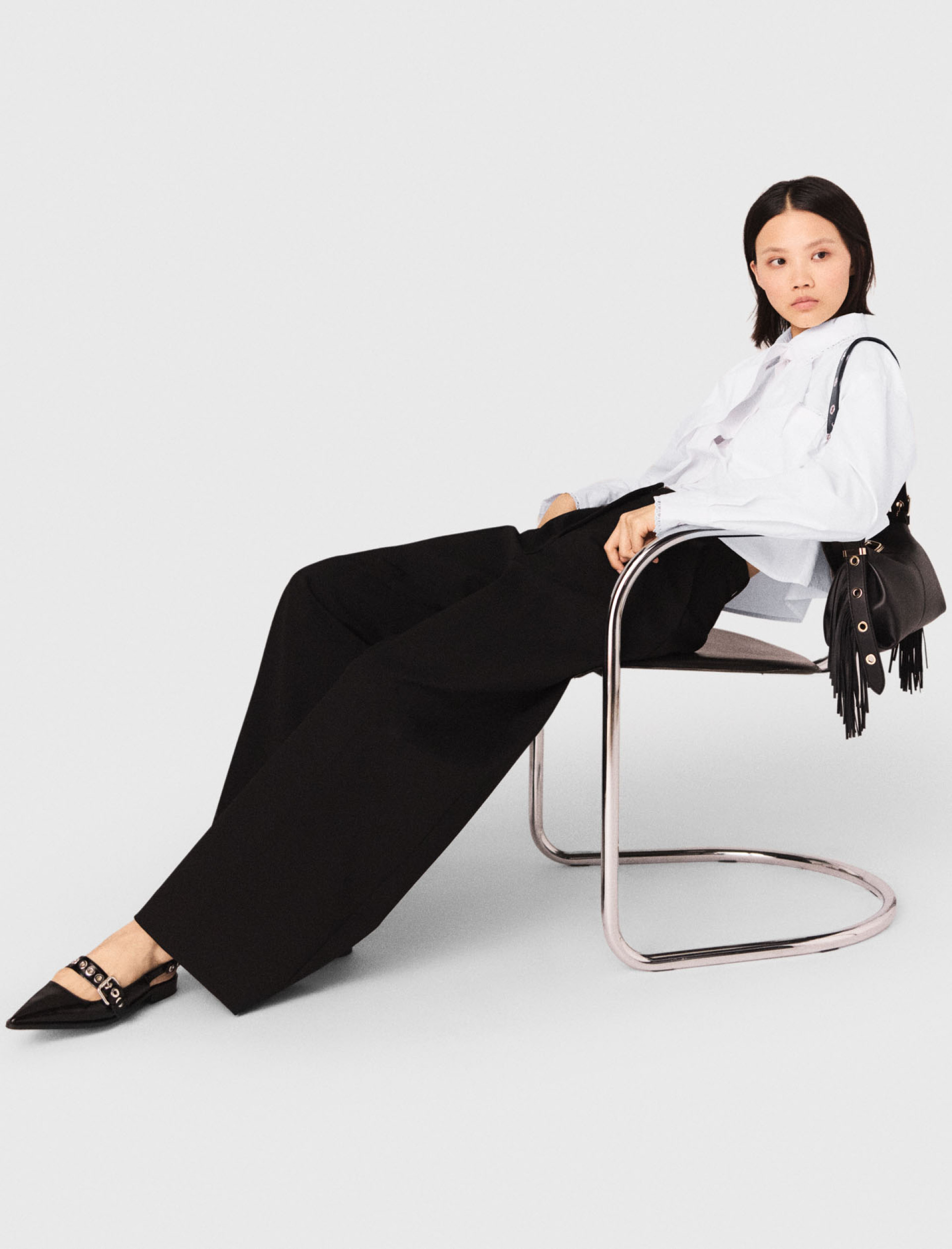 Женские черные брюки-баллоны классического кроя