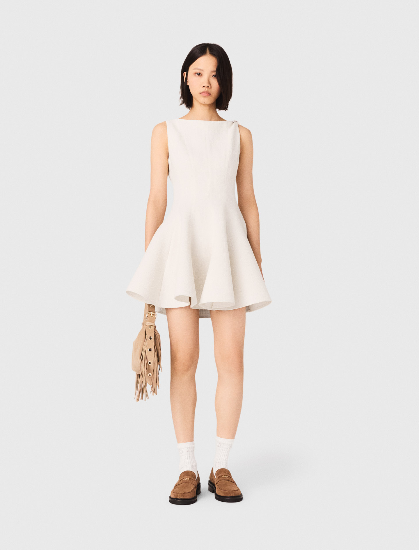 Жіноча молочна твідова сукня