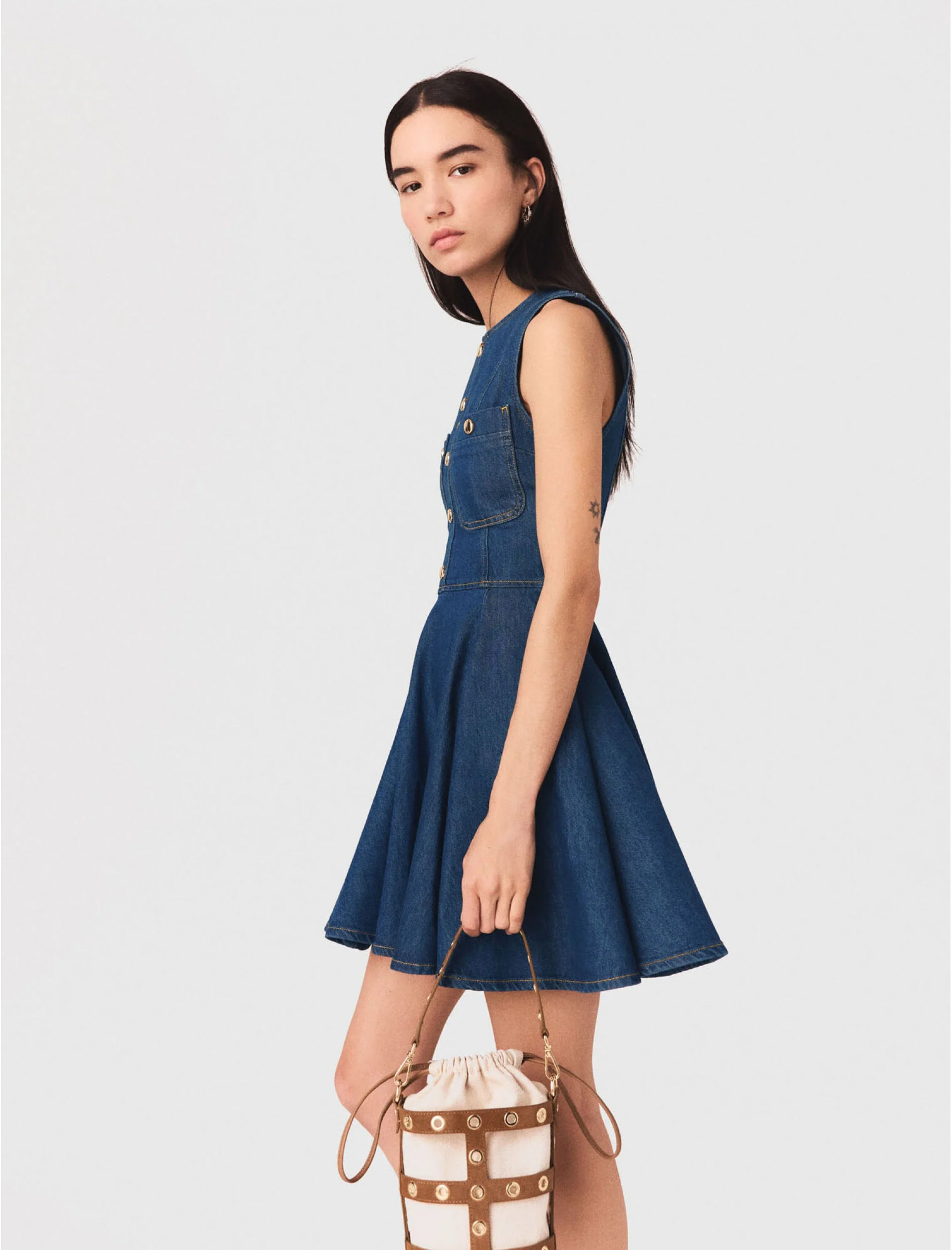 Жіноча коротка джинсова сукня