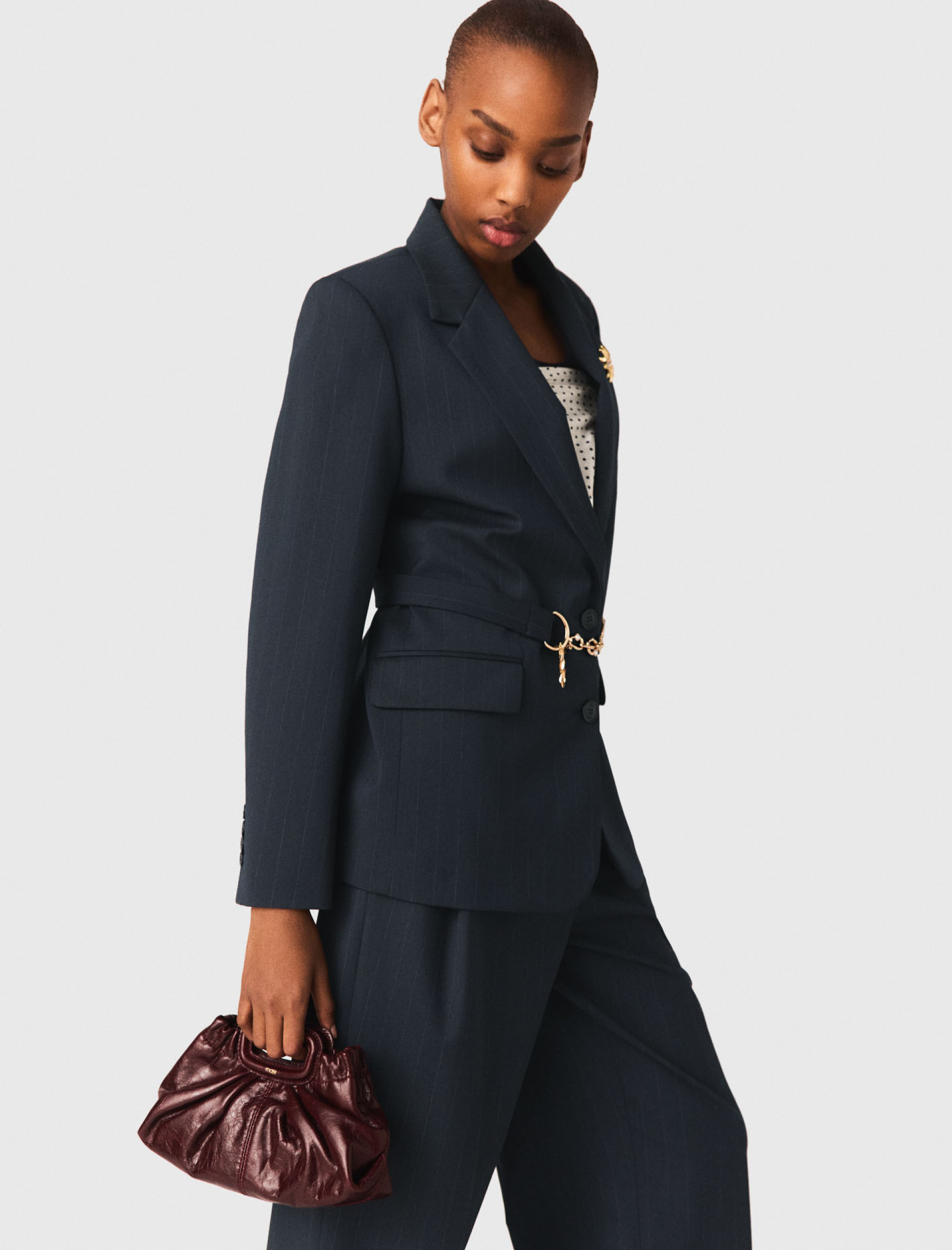 Жіночий смугастий приталений жакет Жіночий смугастий приталений жакет