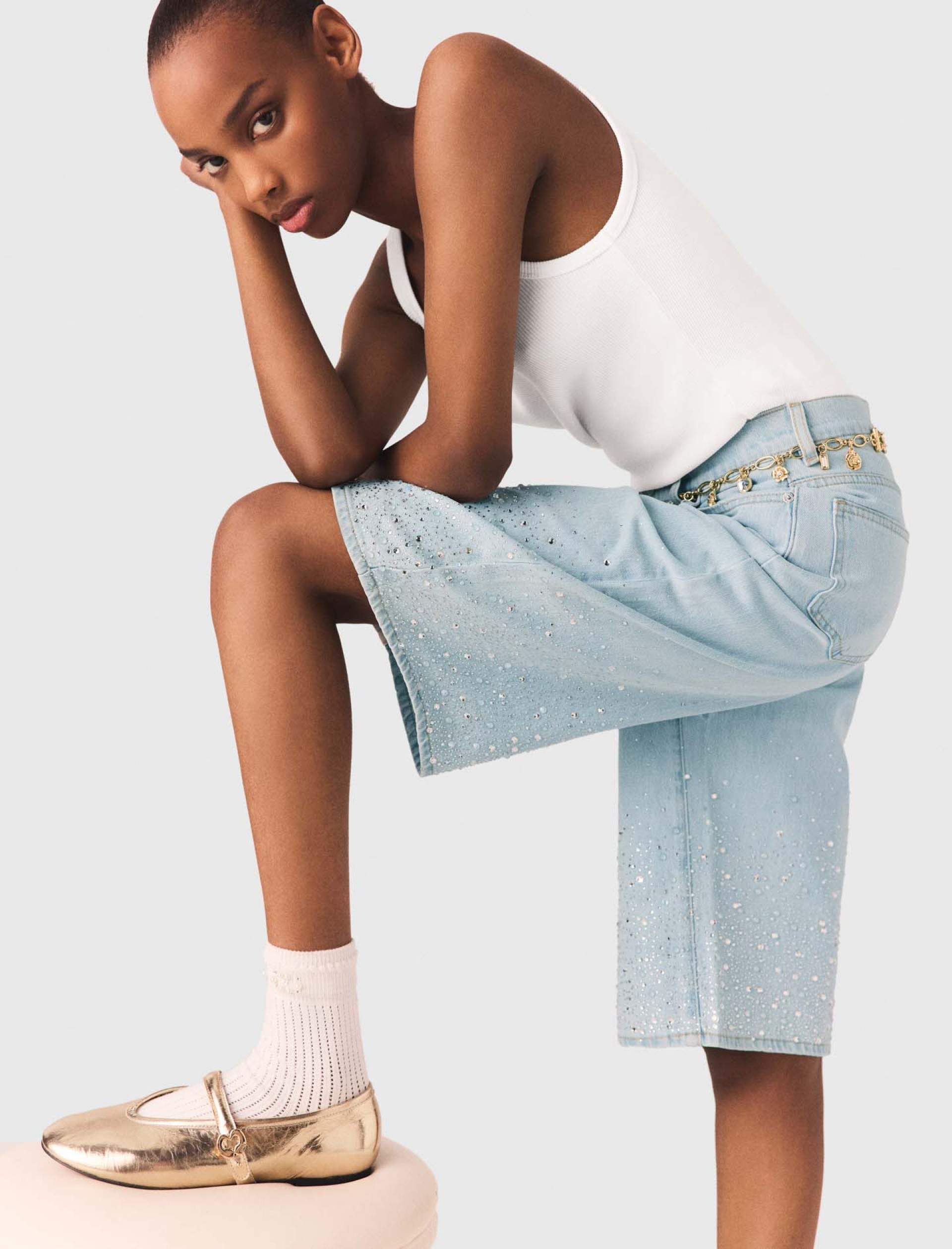 Жіночі джинсові бермуди зі стразами