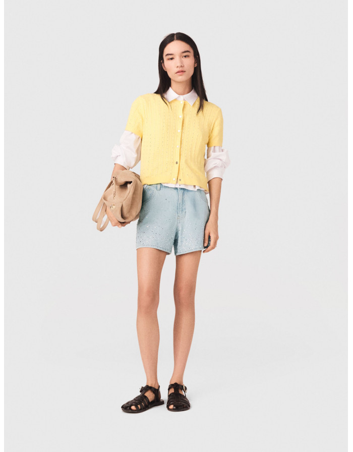 Женские голубые джинсовые шорты со стразами