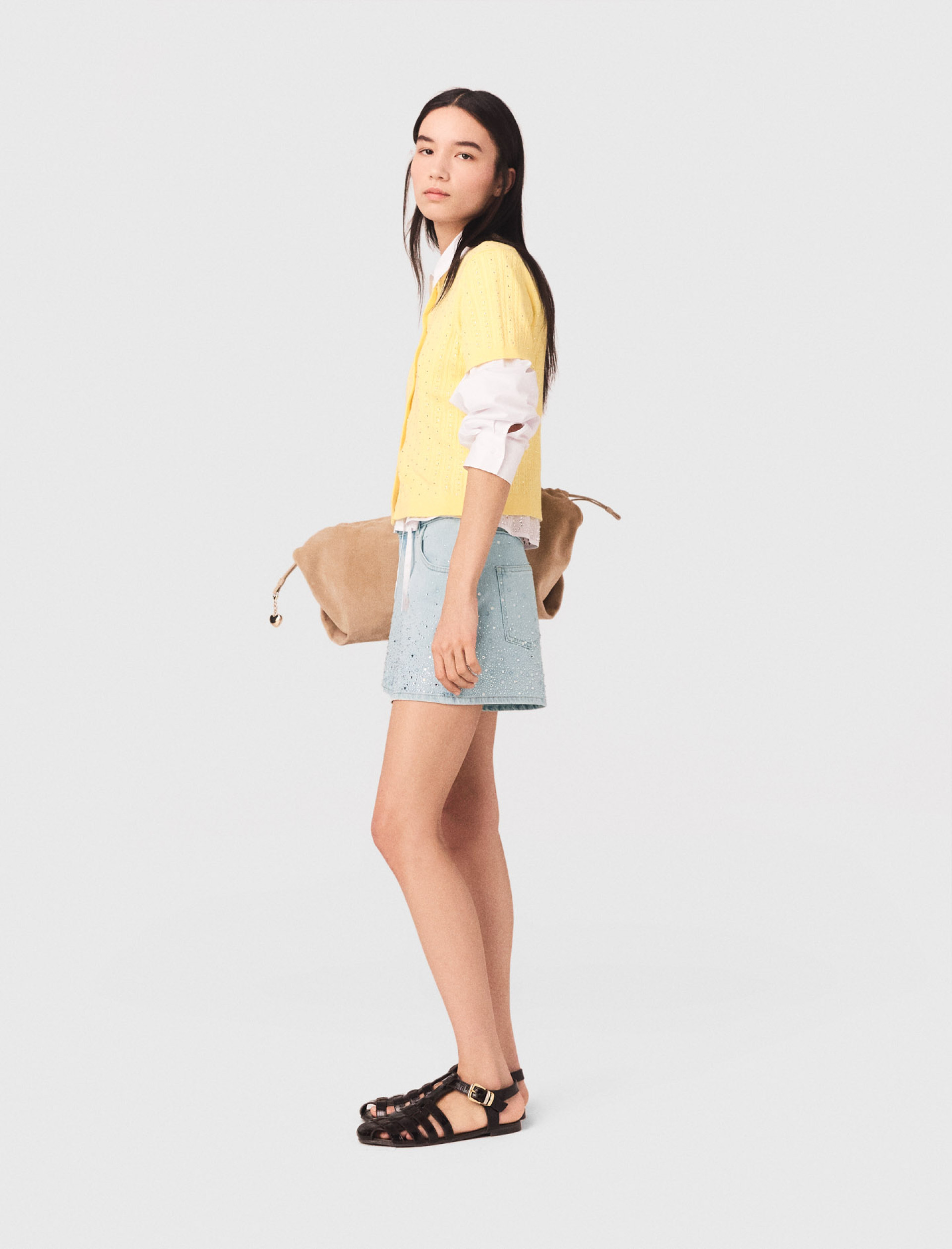 Женские голубые джинсовые шорты со стразами Женские голубые джинсовые шорты со стразами