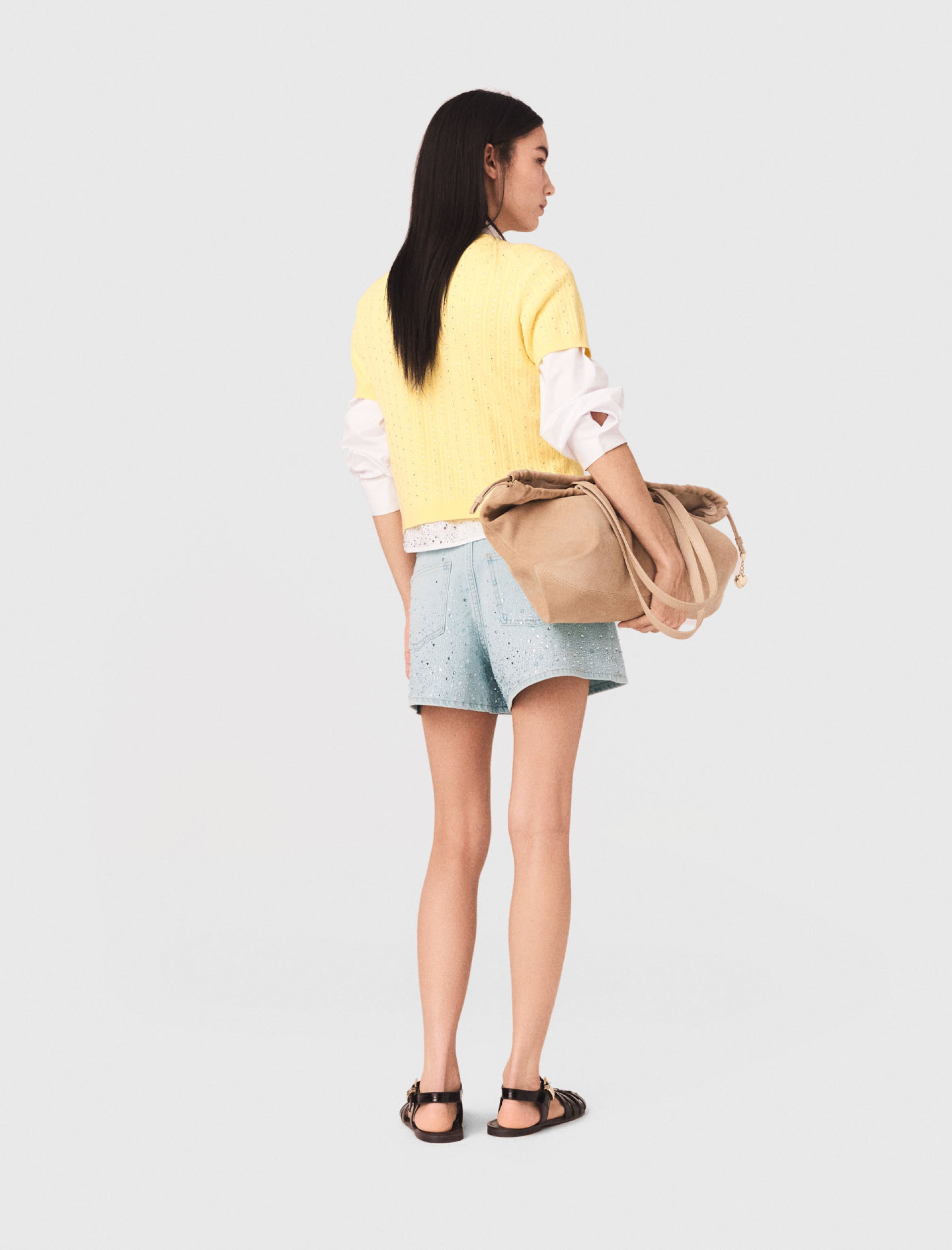 Женские голубые джинсовые шорты со стразами Женские голубые джинсовые шорты со стразами