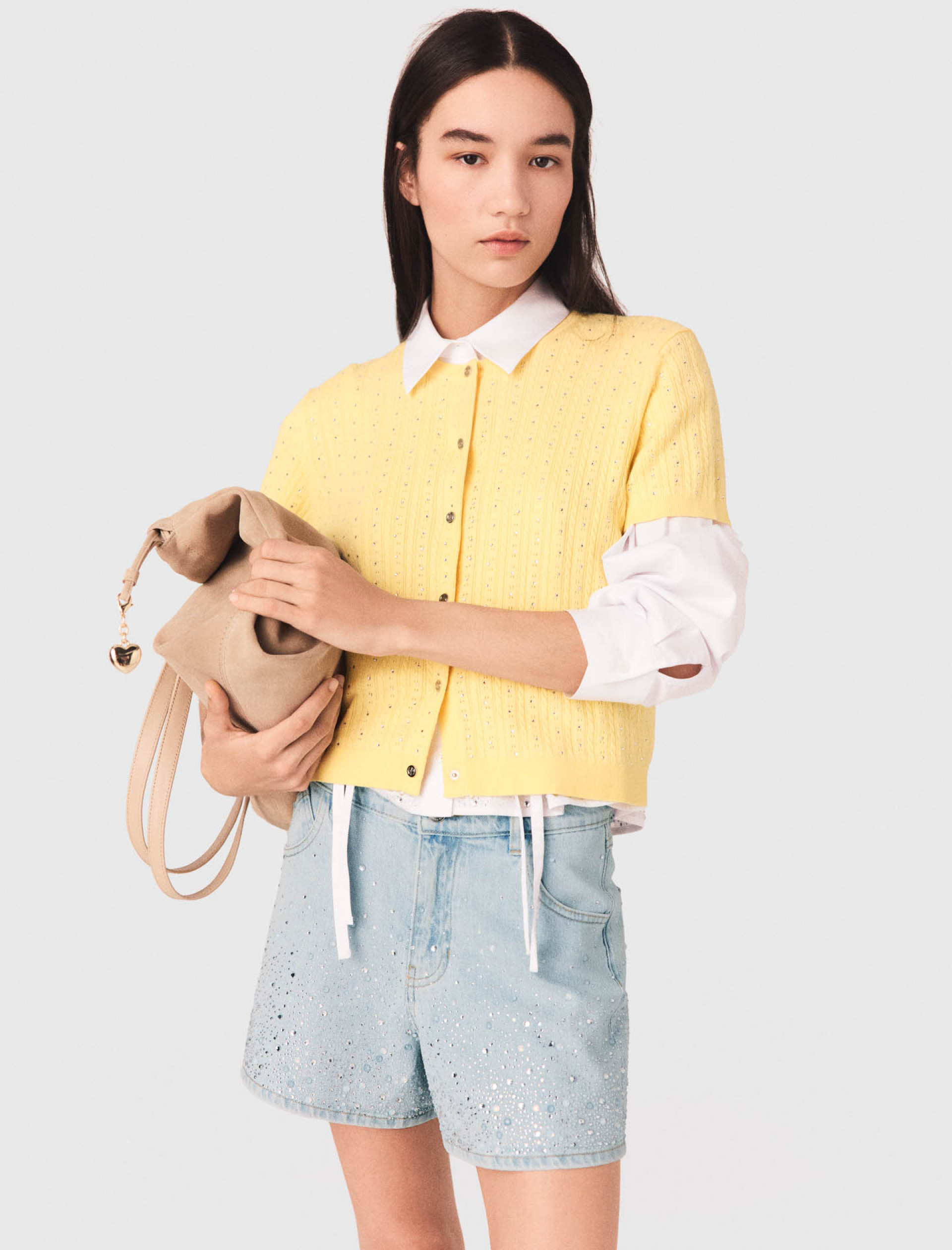 Женские голубые джинсовые шорты со стразами Женские голубые джинсовые шорты со стразами