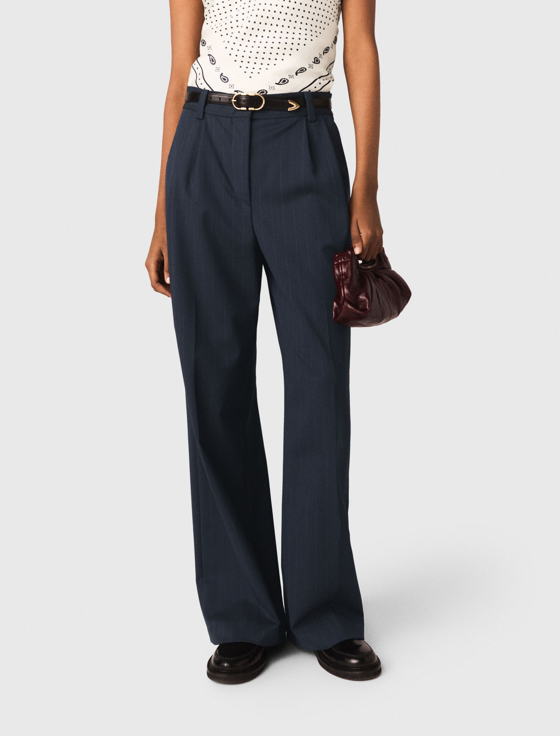 Женские классические брюки в полоску