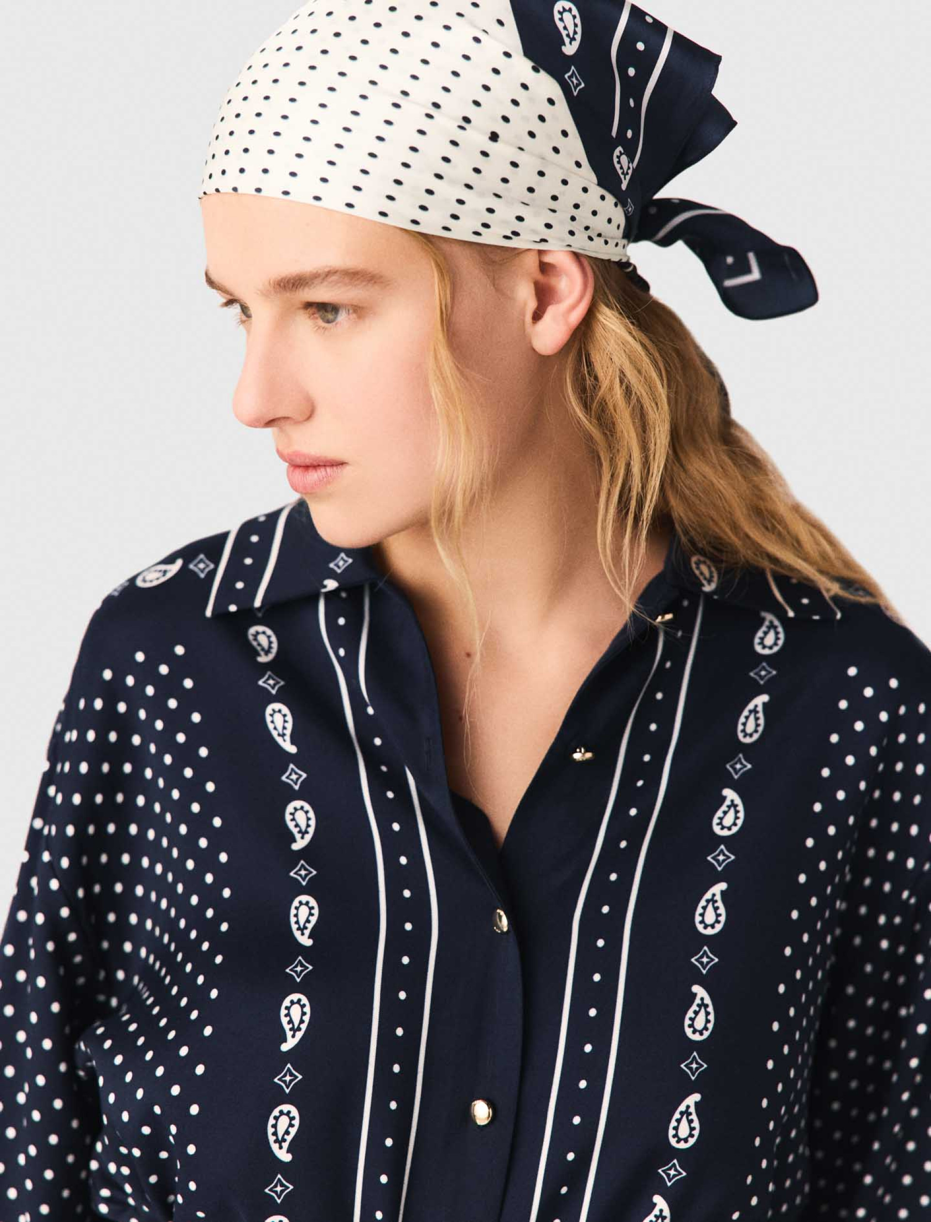 Жіноча вільна сорочка з принтом