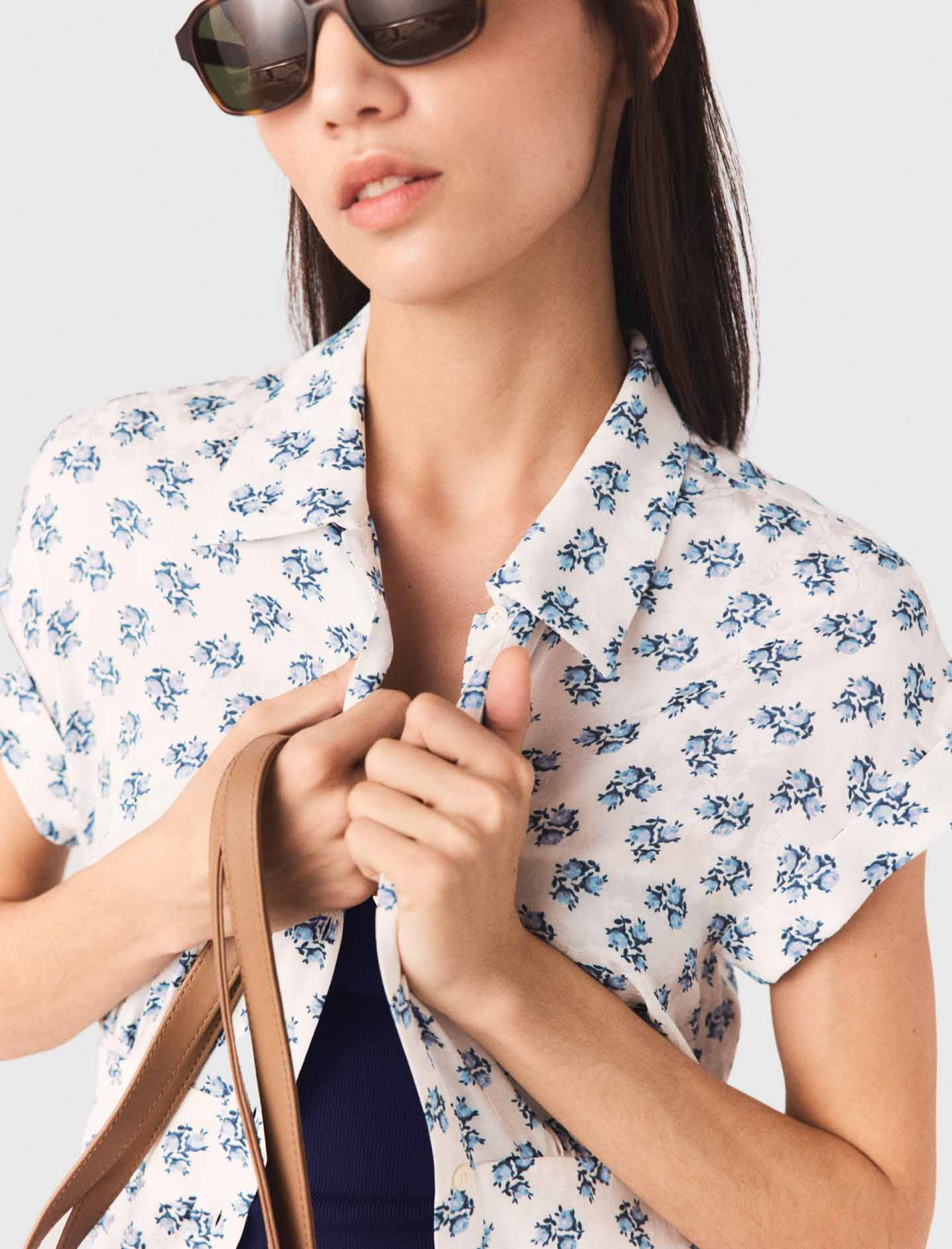 Жіноча довга сукня з квітковим принтом Жіноча довга сукня з квітковим принтом