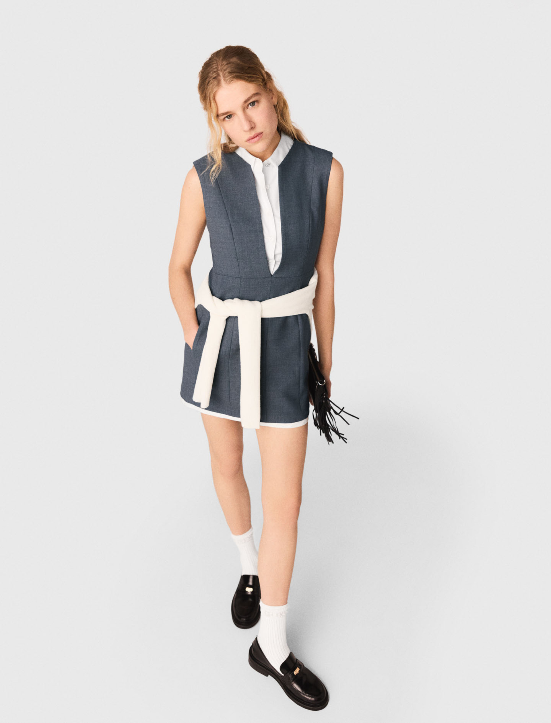 Жіноча сіра сукня з ефектом 2-в-1 Жіноча сіра сукня з ефектом 2-в-1