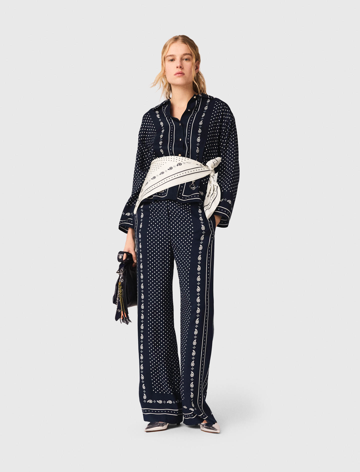 Женские свободные брюки с бандана принтом