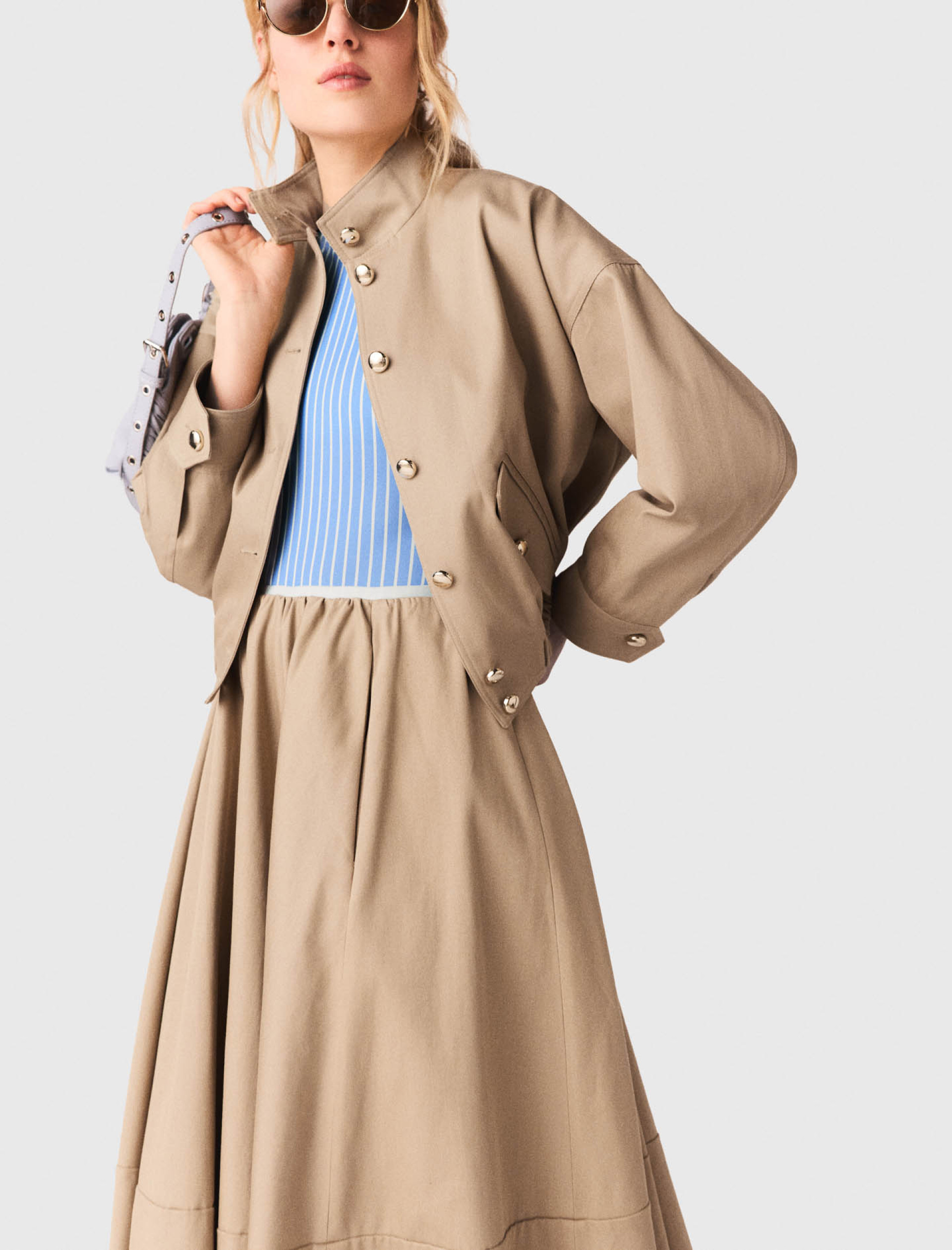 Жіноча бежева бавовняна куртка-бомбер