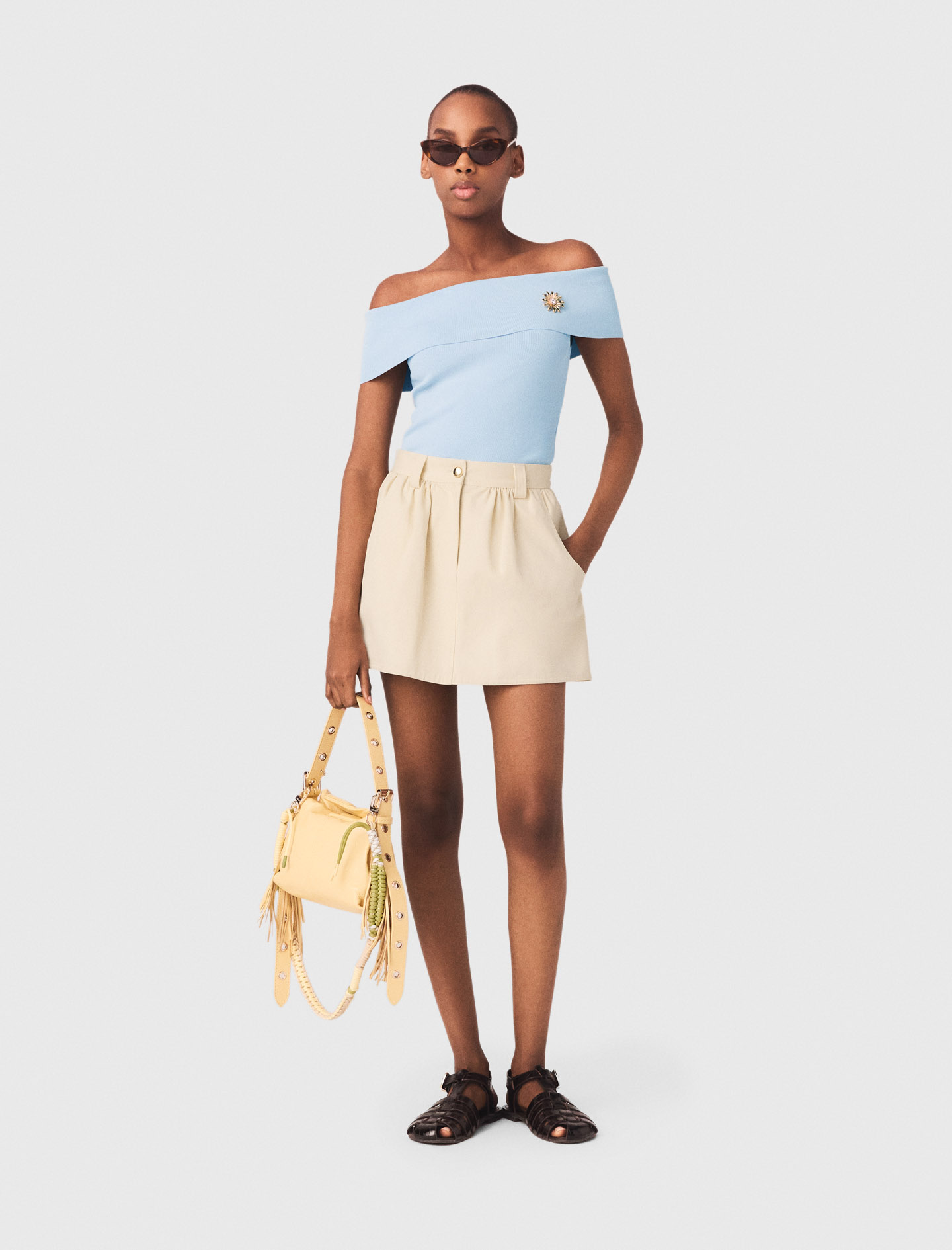 Жіночі молочні шорти-спідниця