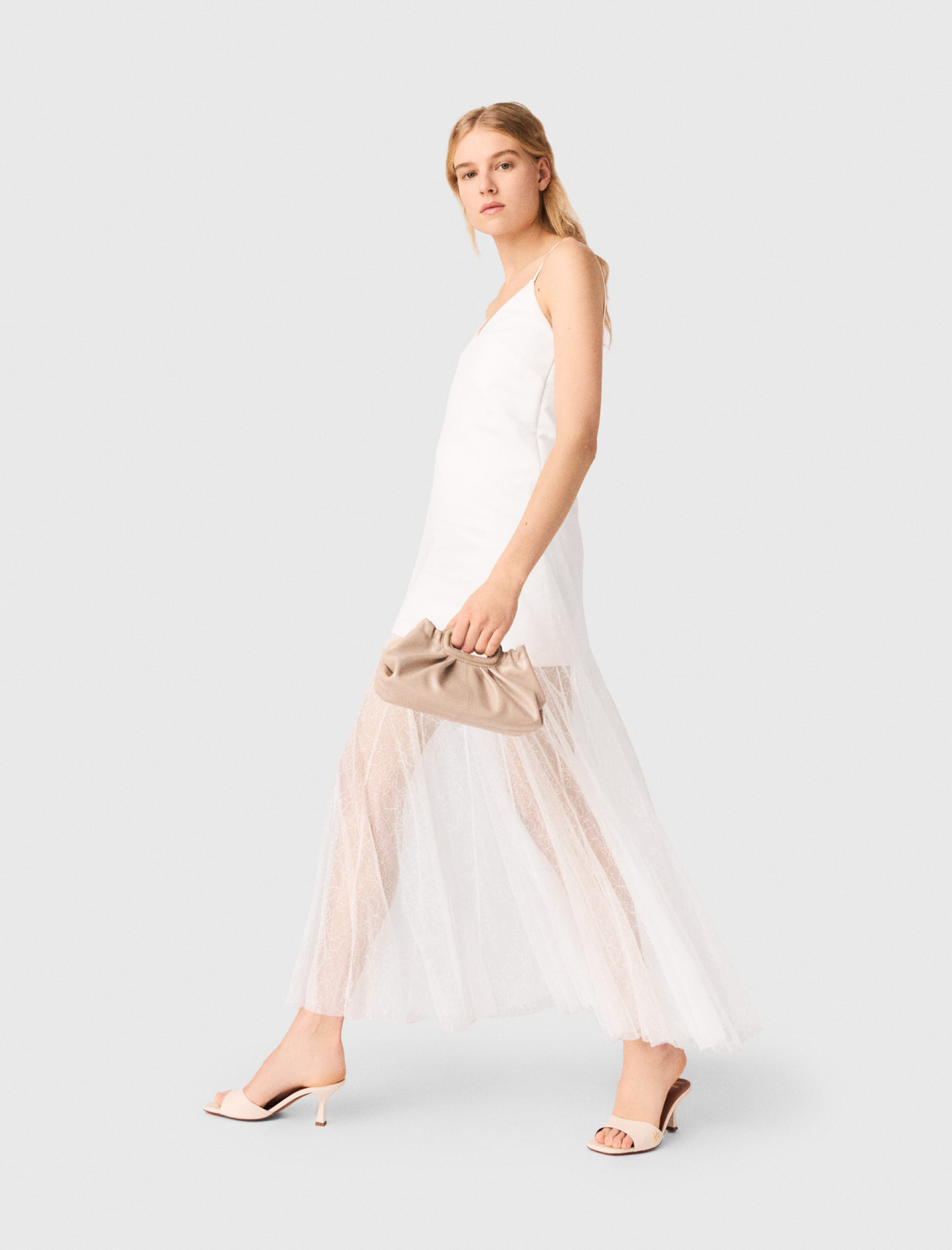 Женское белое платье из тафты и кружева