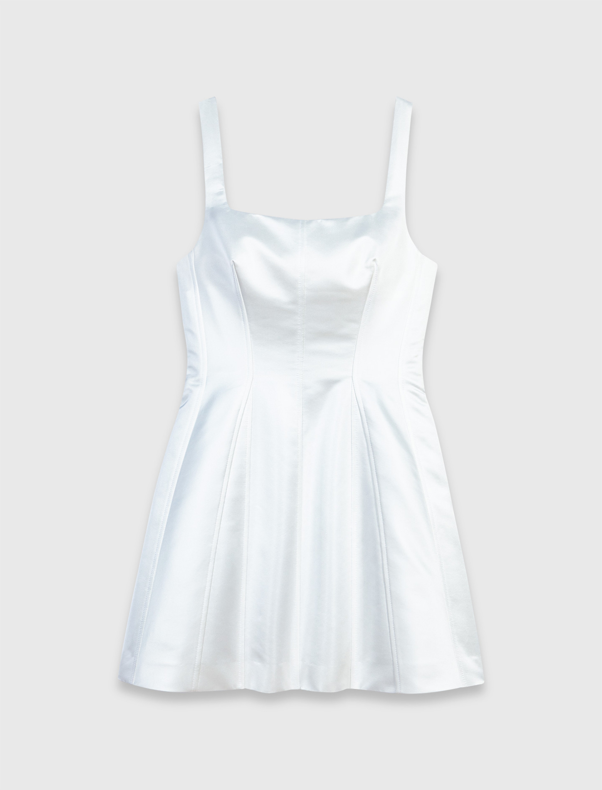 Жіноча біла атласна сукня Жіноча біла атласна сукня