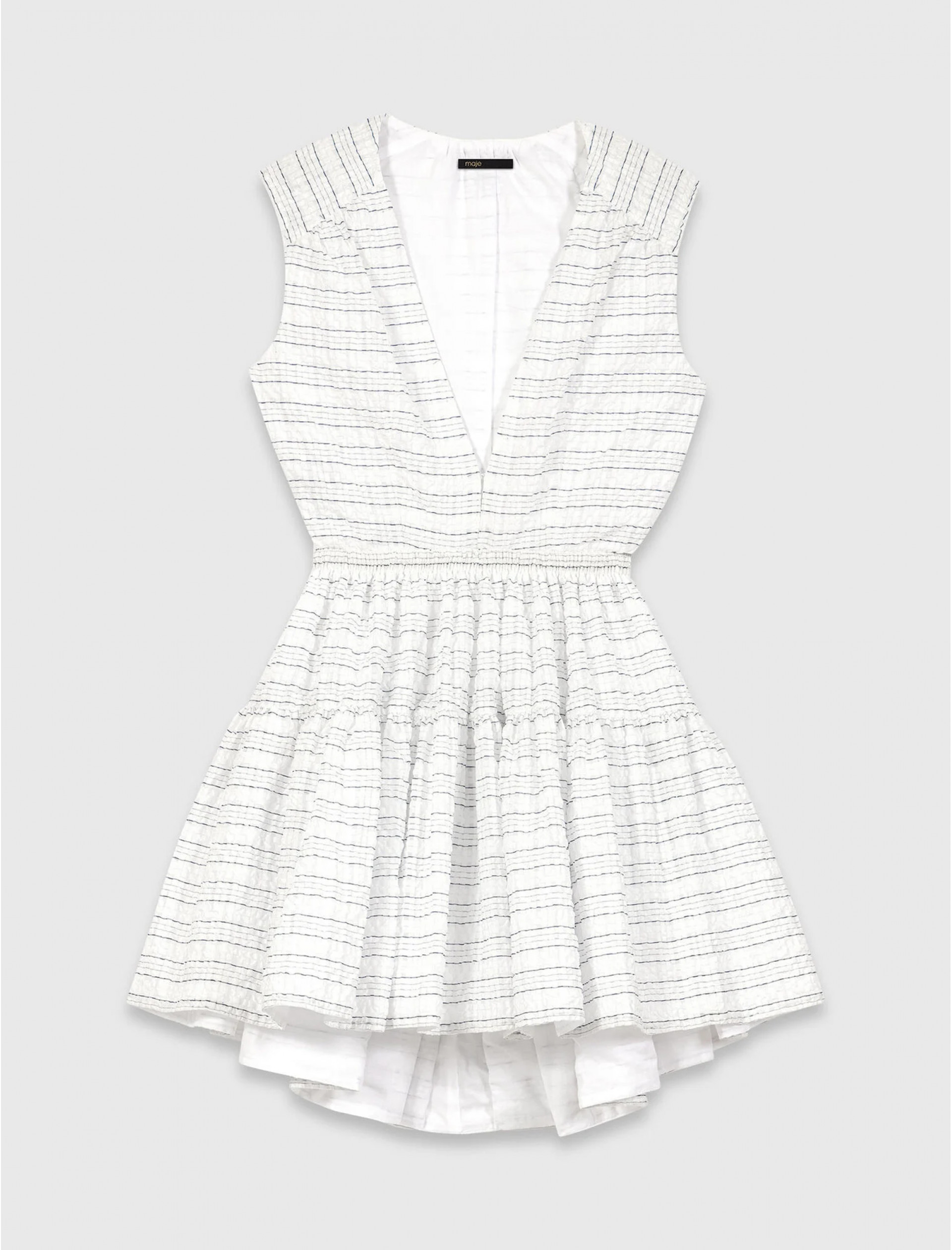 Женское короткое полосатое платье с открытой спиной