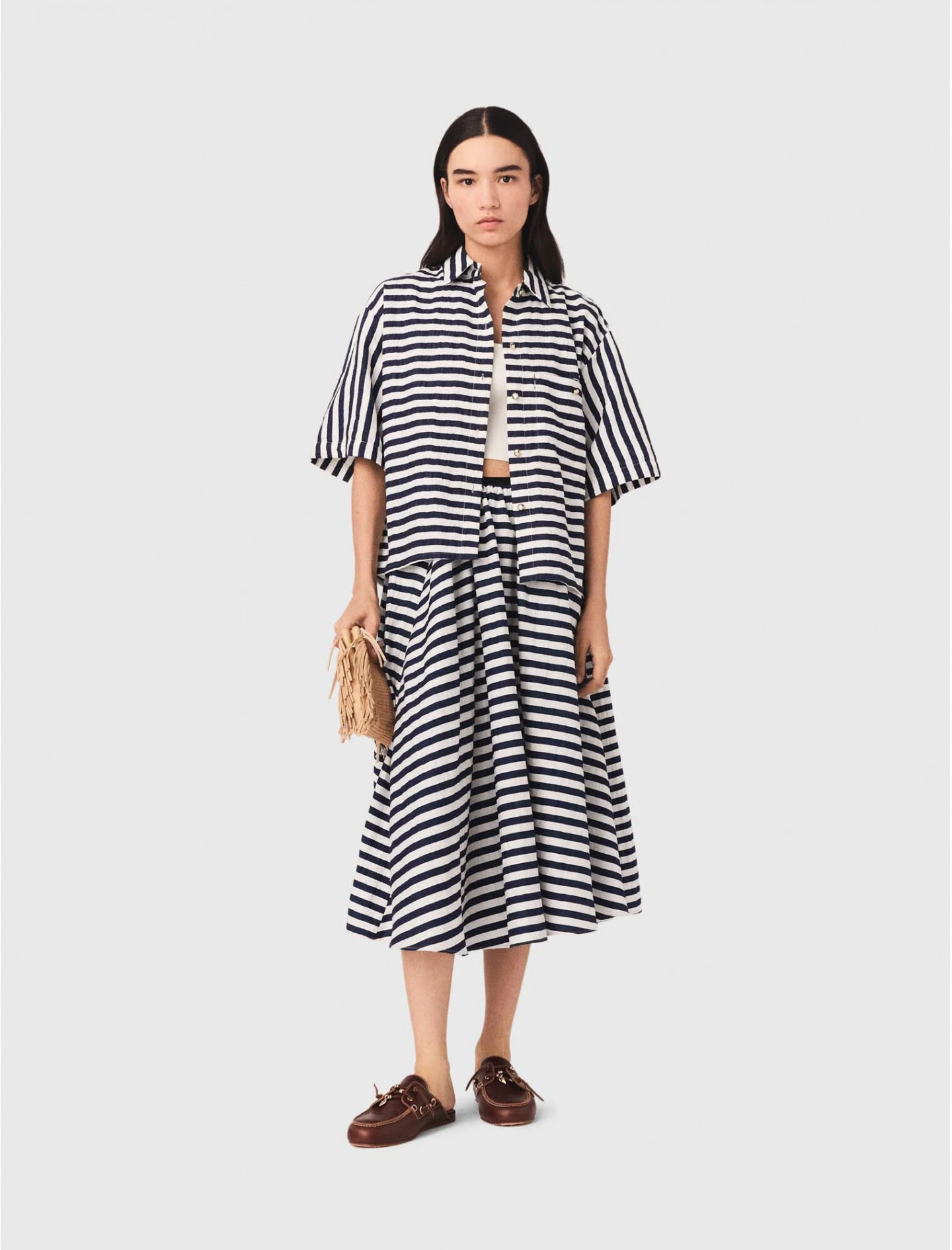 Жіноча смугаста спідниця міді