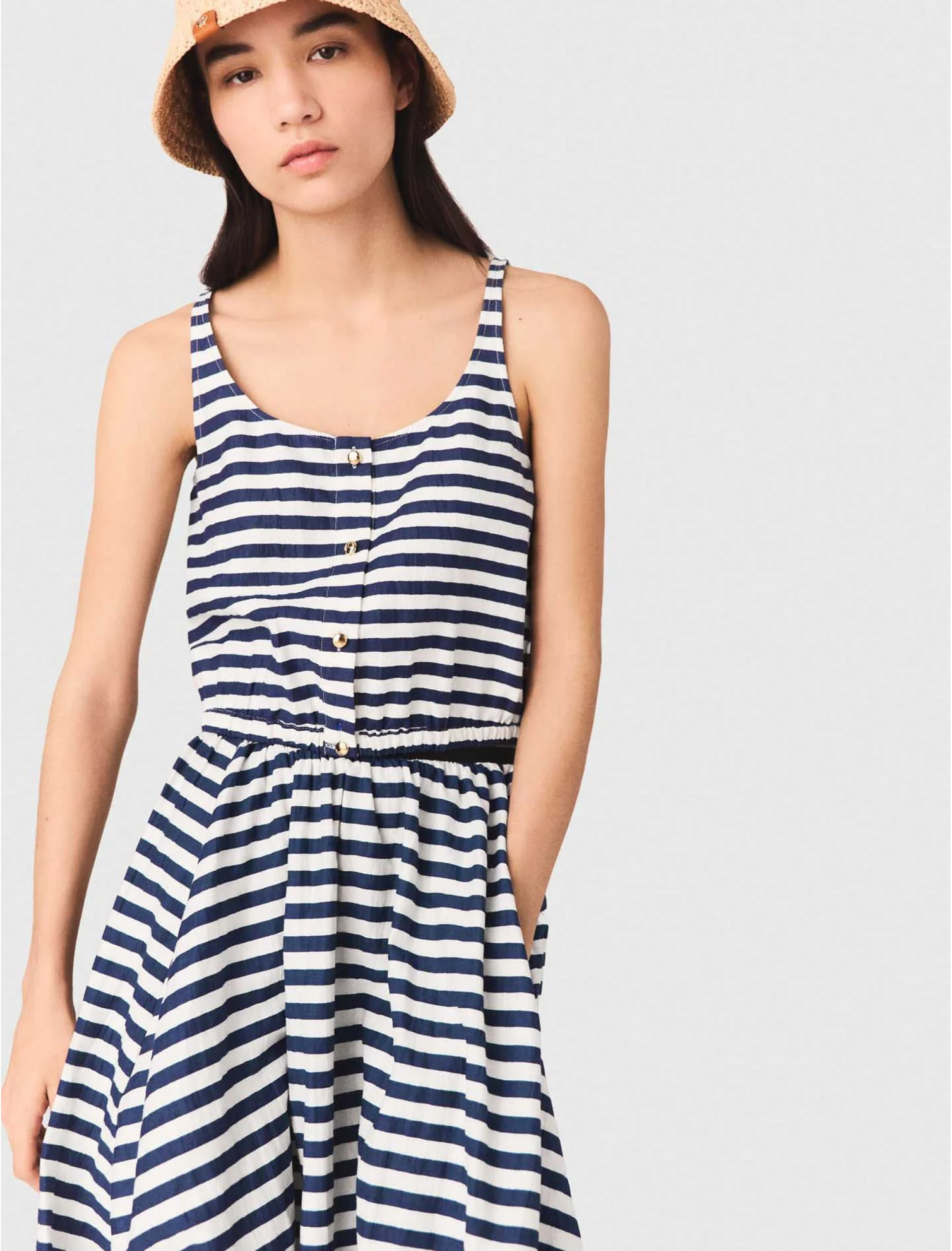 Женский полосатый топ на пуговицах