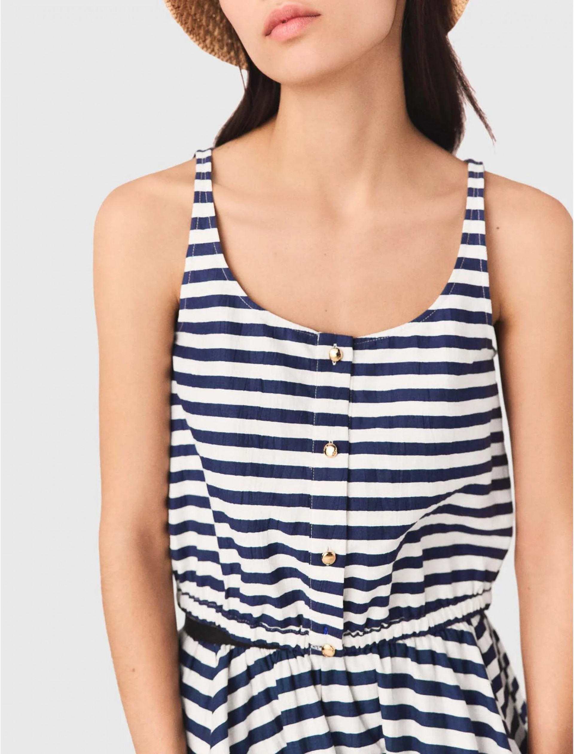 Женский полосатый топ на пуговицах