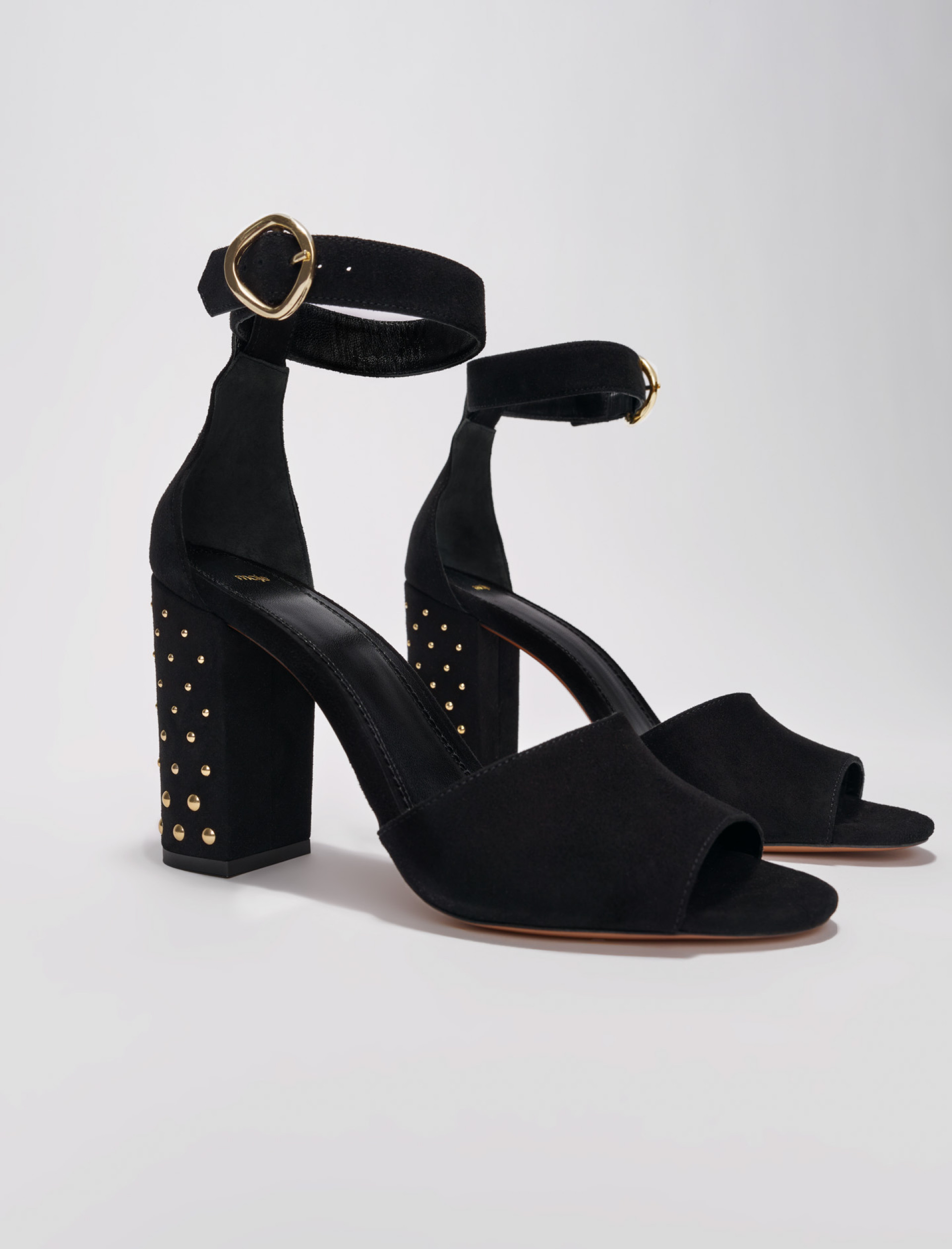 Жіночі чорні замшеві босоніжки