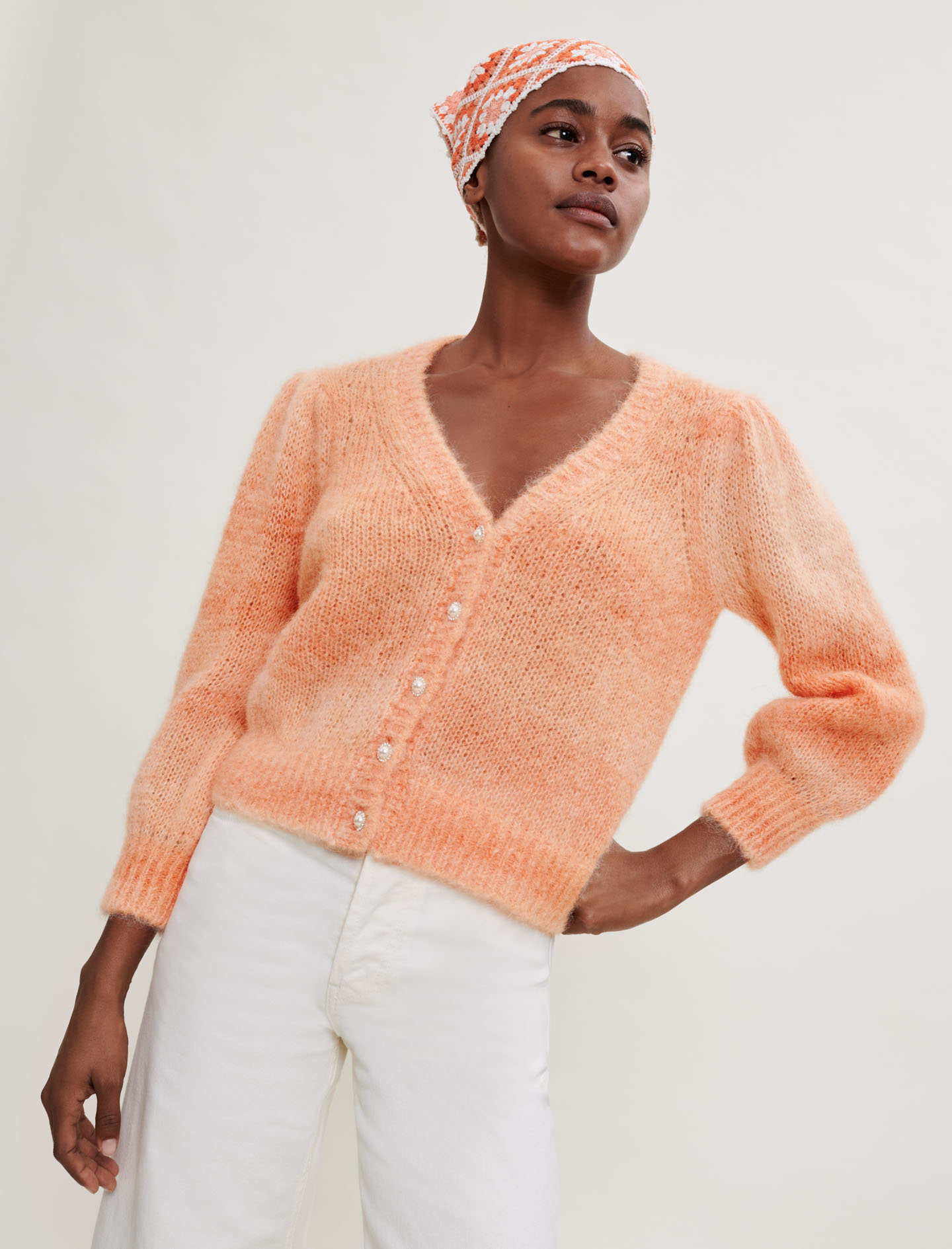 Жіночий оранжевий кардиган