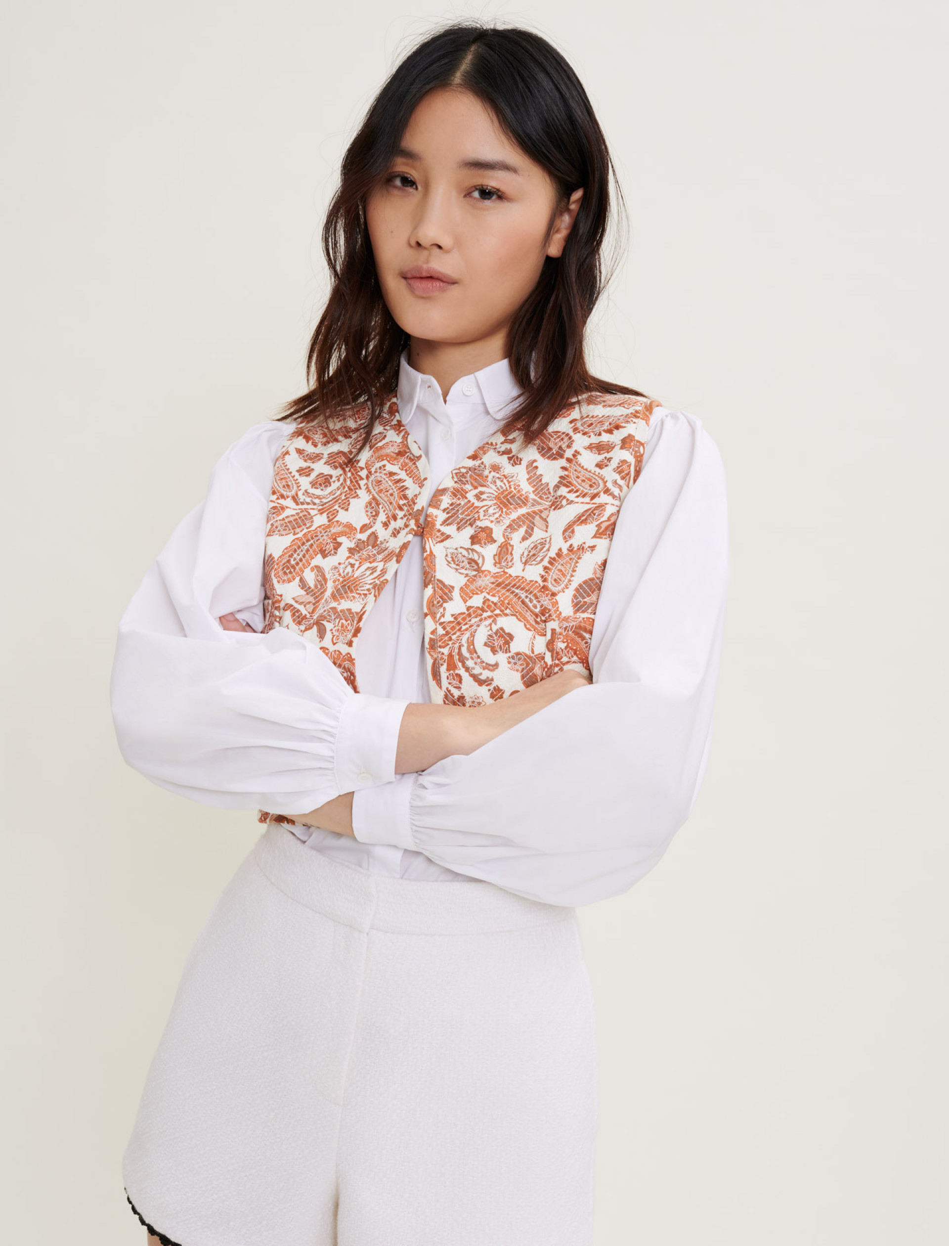 Жіночі білі шорти