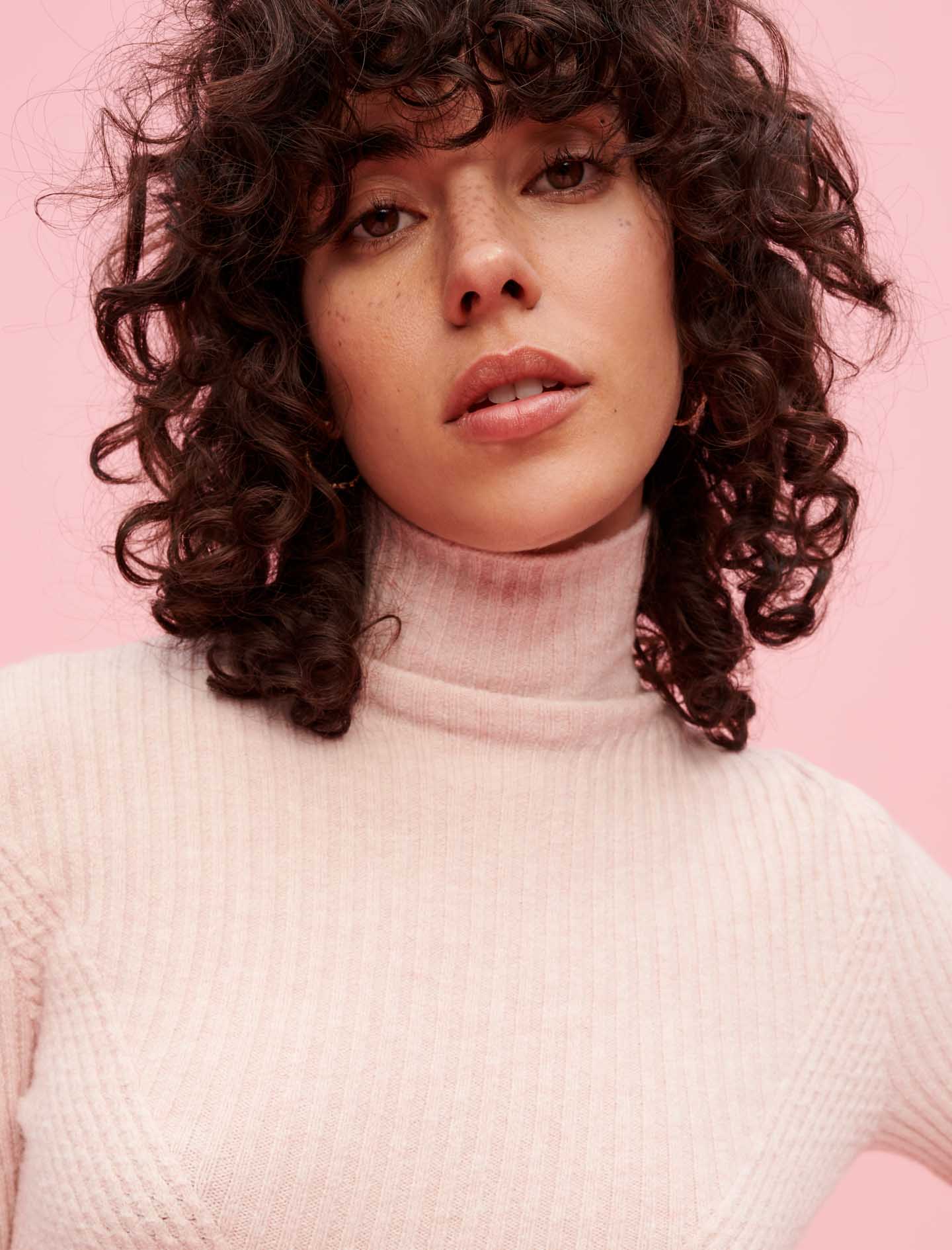 Жіночий рожевий джемпер