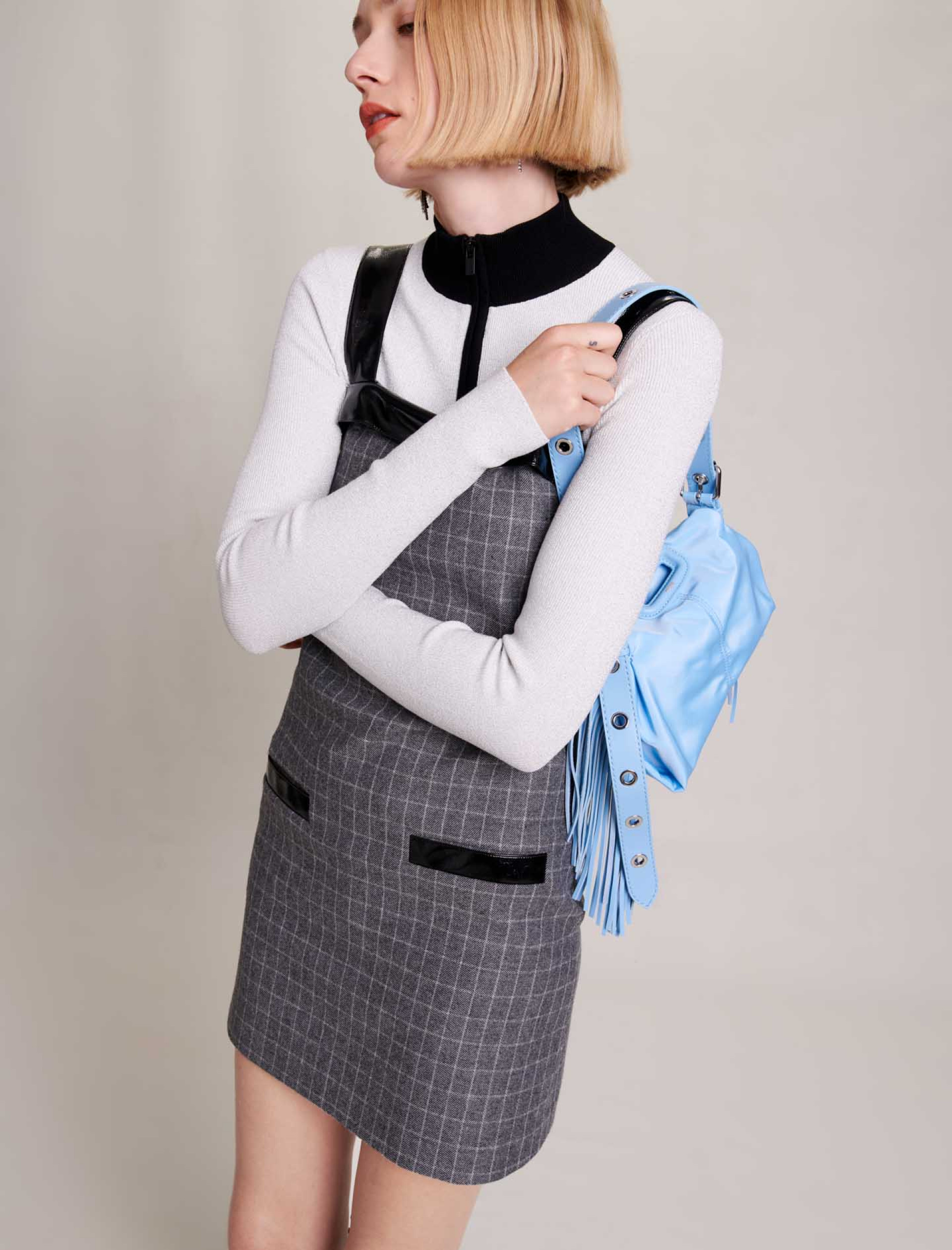 Женское серое платье