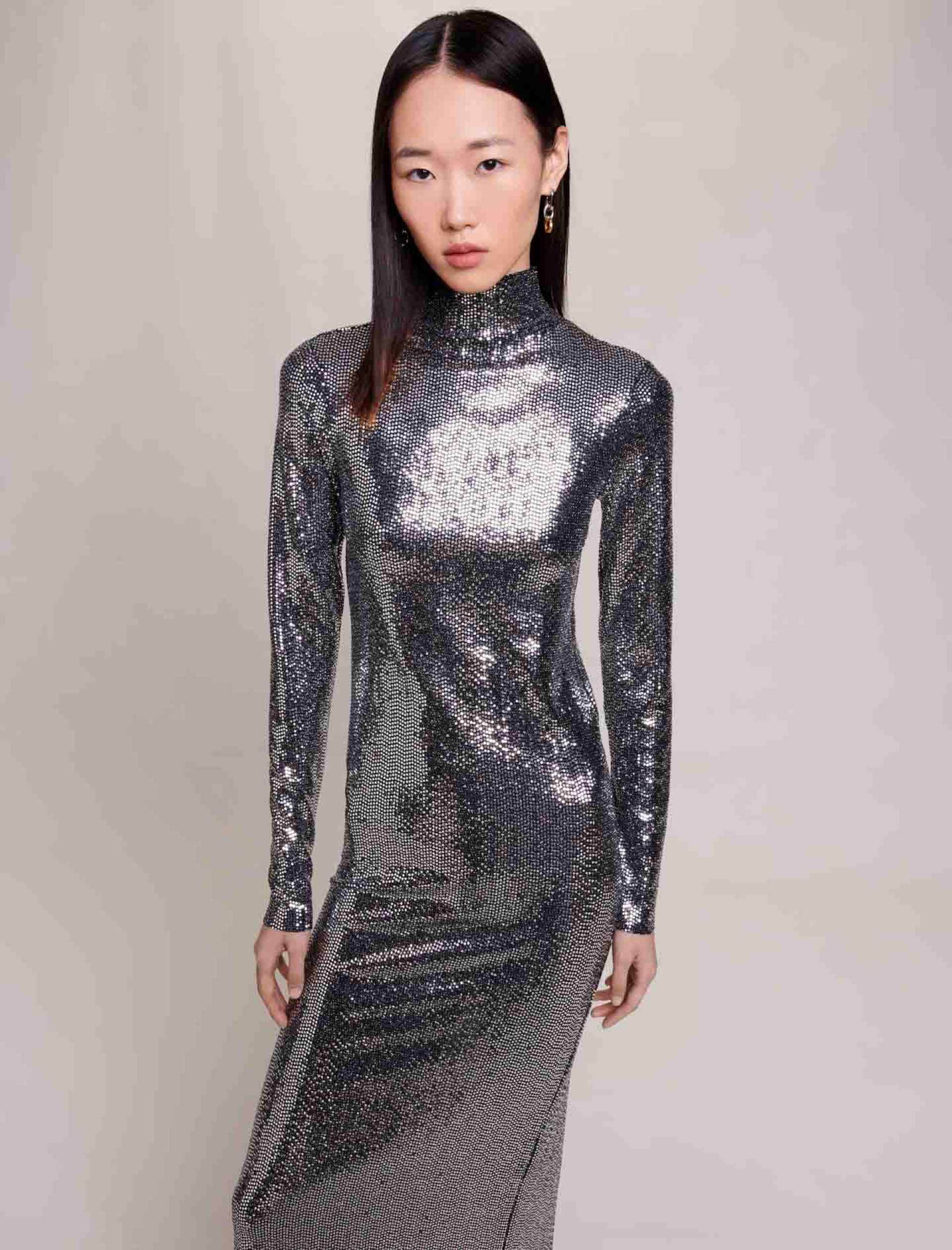 Женское серое платье Женское серое платье