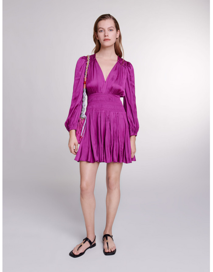 Женское розовое платье