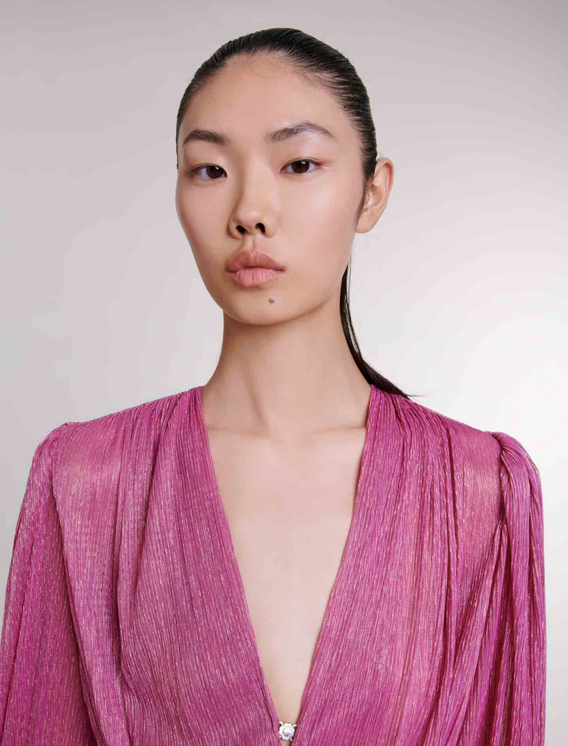 Женское розовое платье