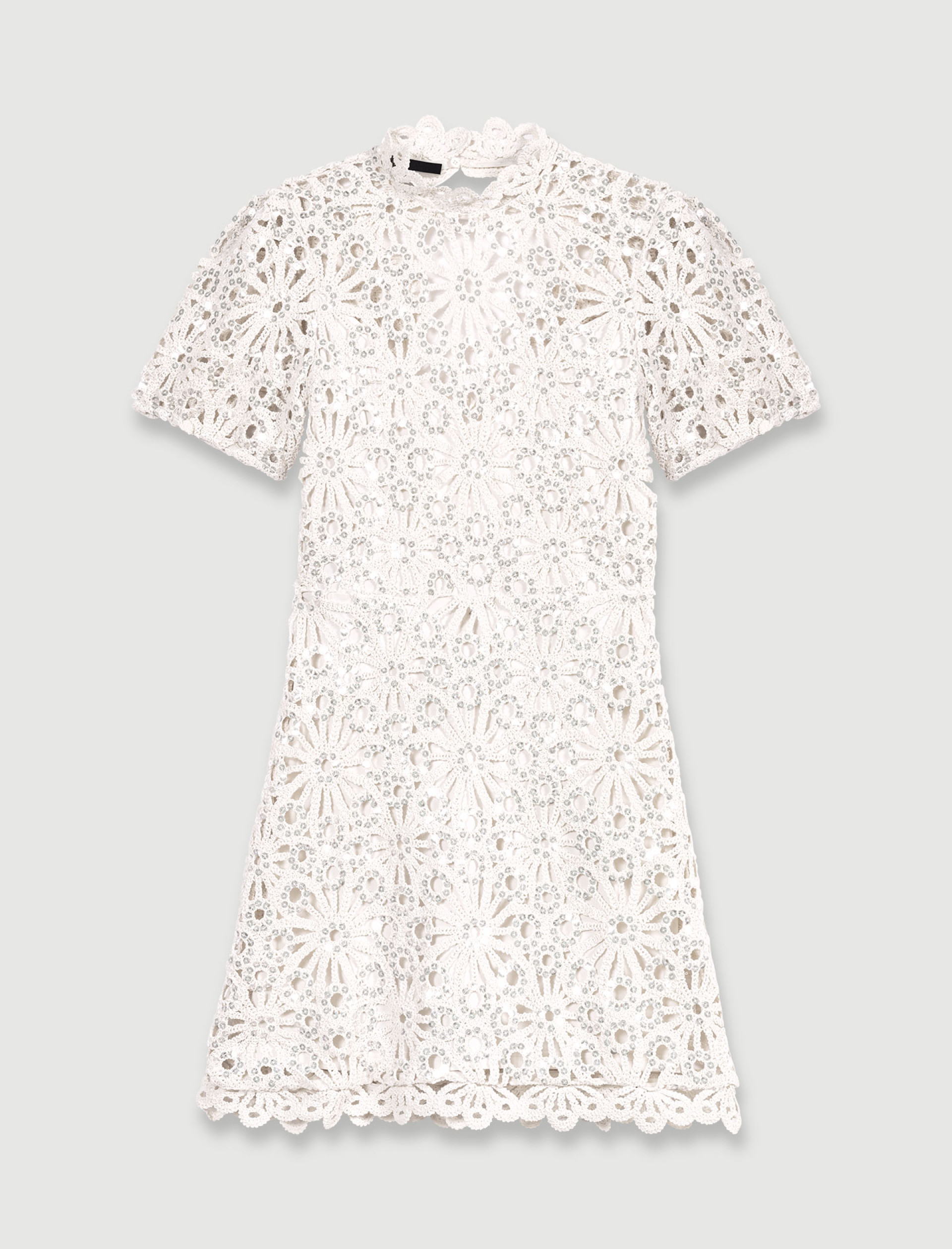 Сукня в'язана гачком з віткритою спиною