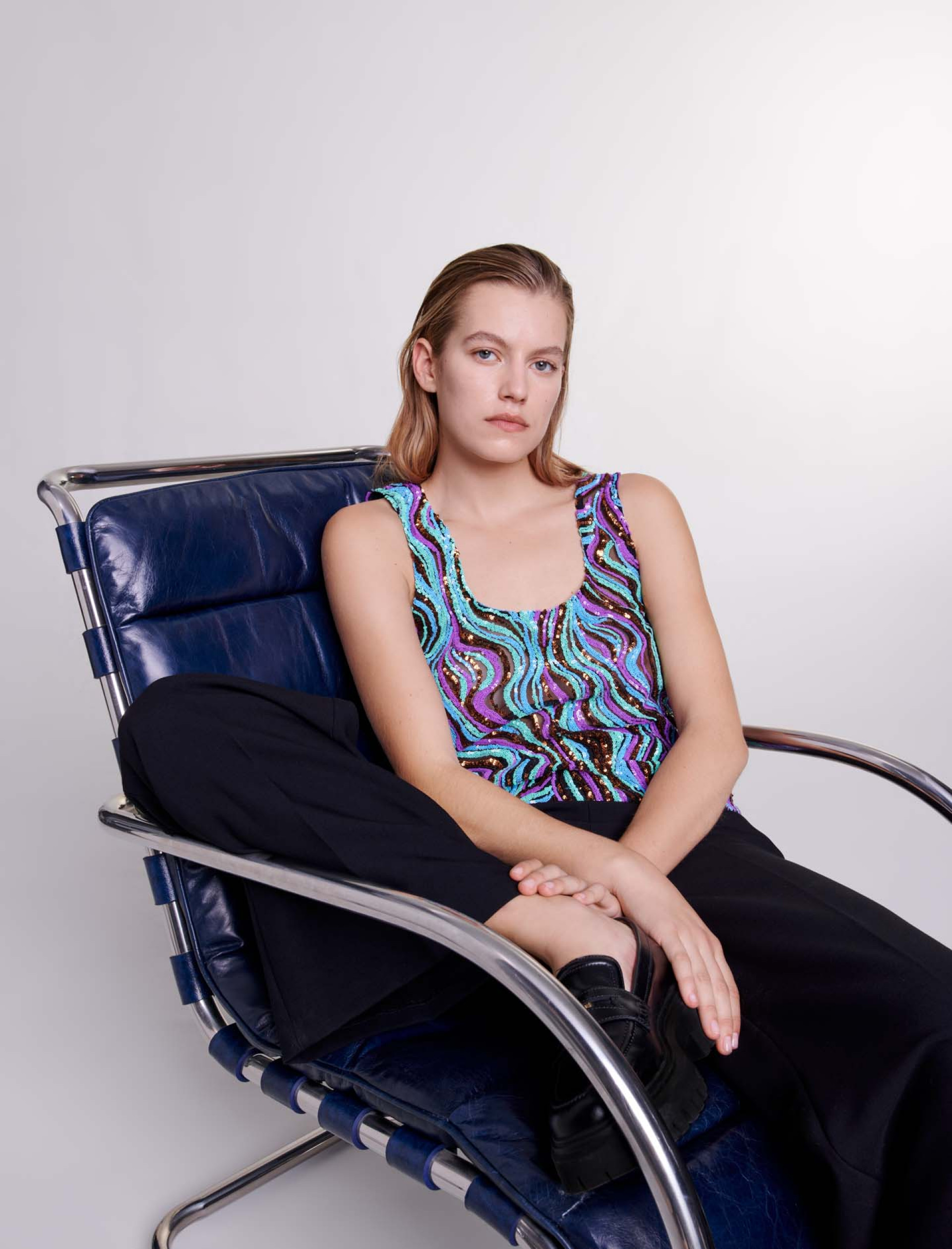 Жіночий різнокольоровий топ Жіночий різнокольоровий топ