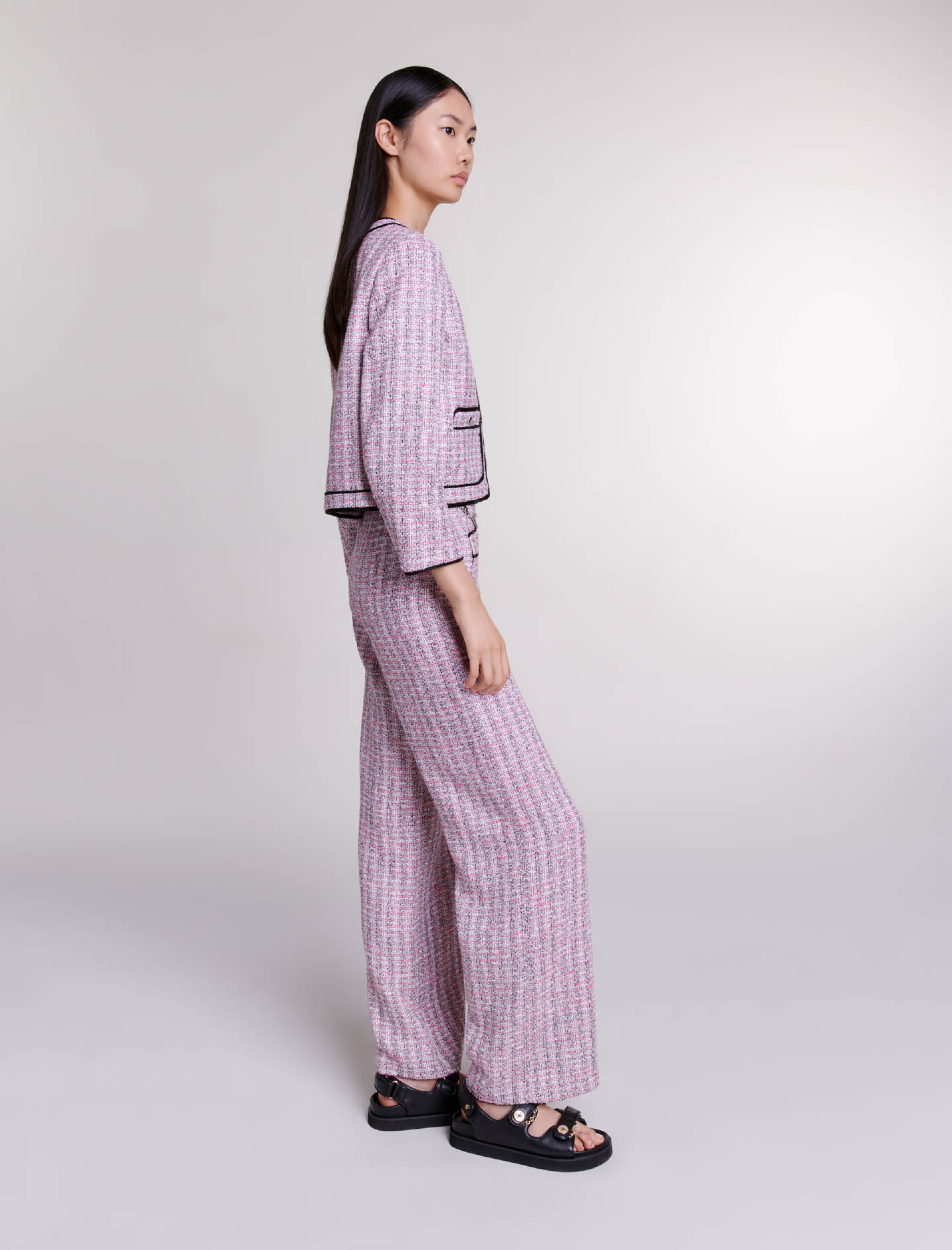 Жіночий рожевий жакет Жіночий рожевий жакет