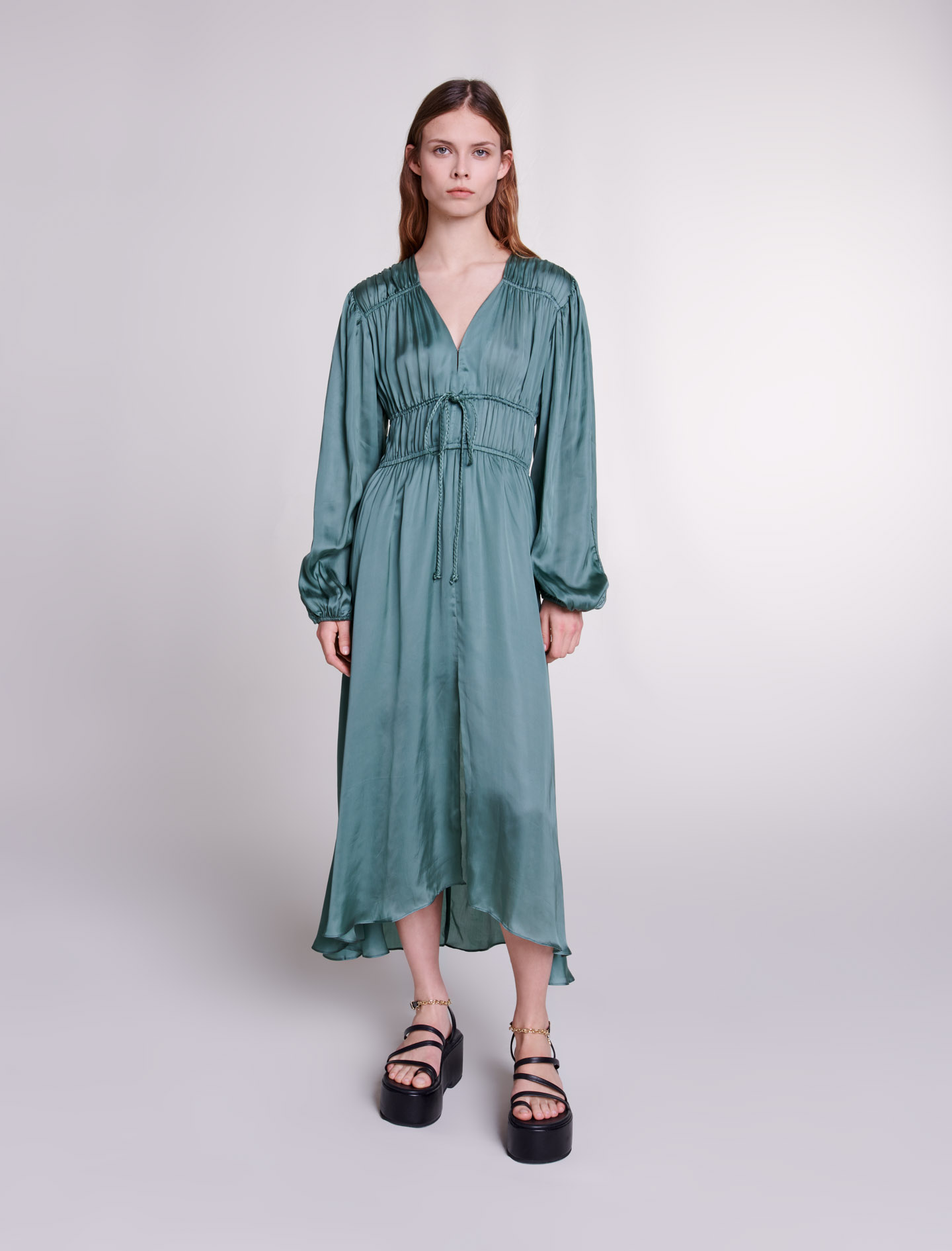 Сукня максі з атласного матеріалу