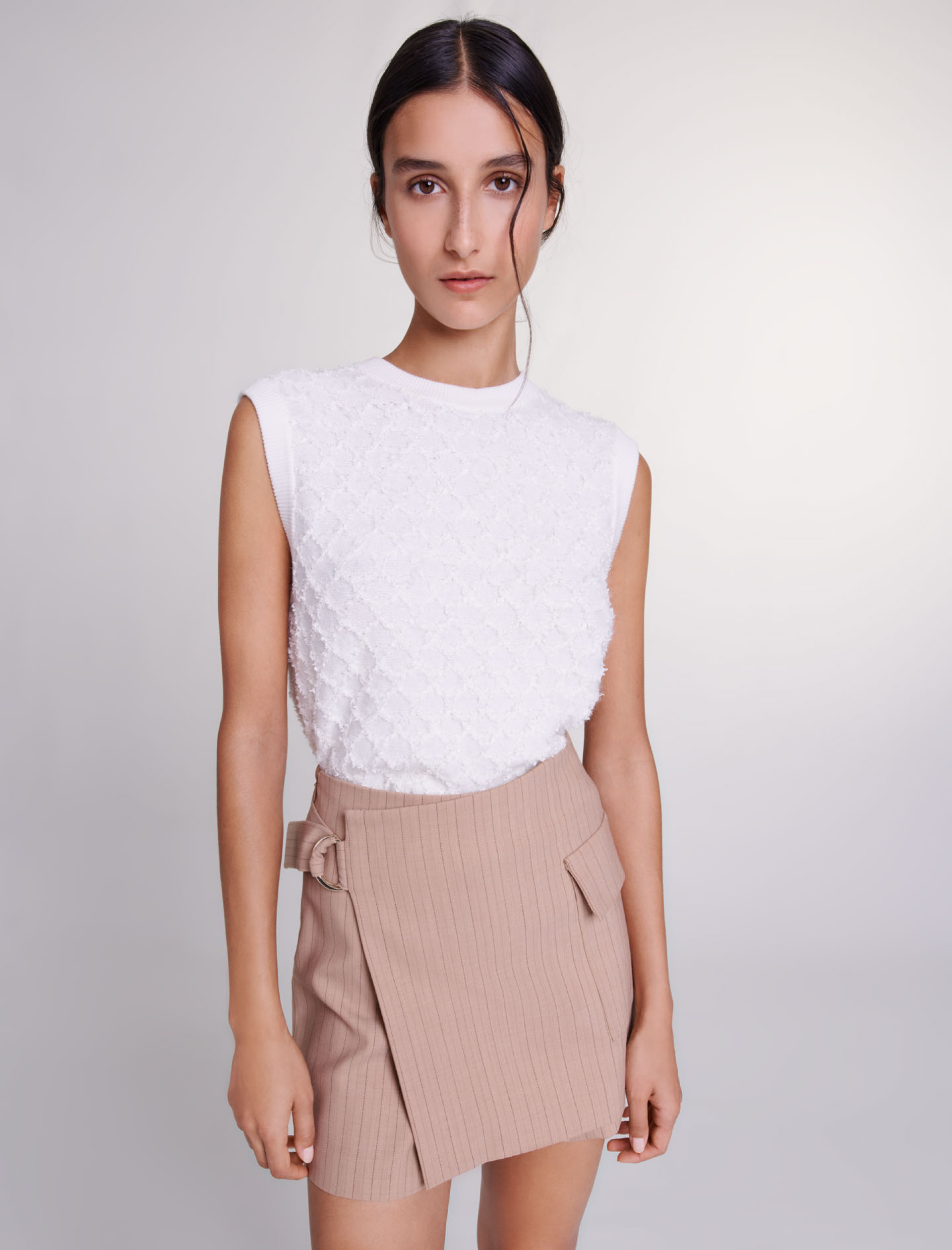 Женские бежевые шорты Женские бежевые шорты