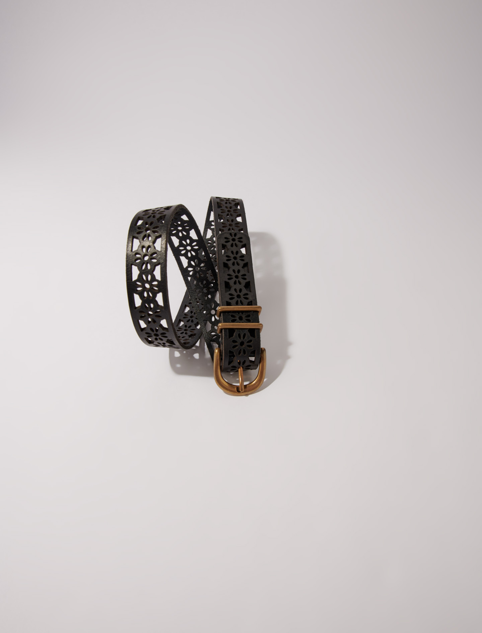 Женский черный ремень с цветочными деталями