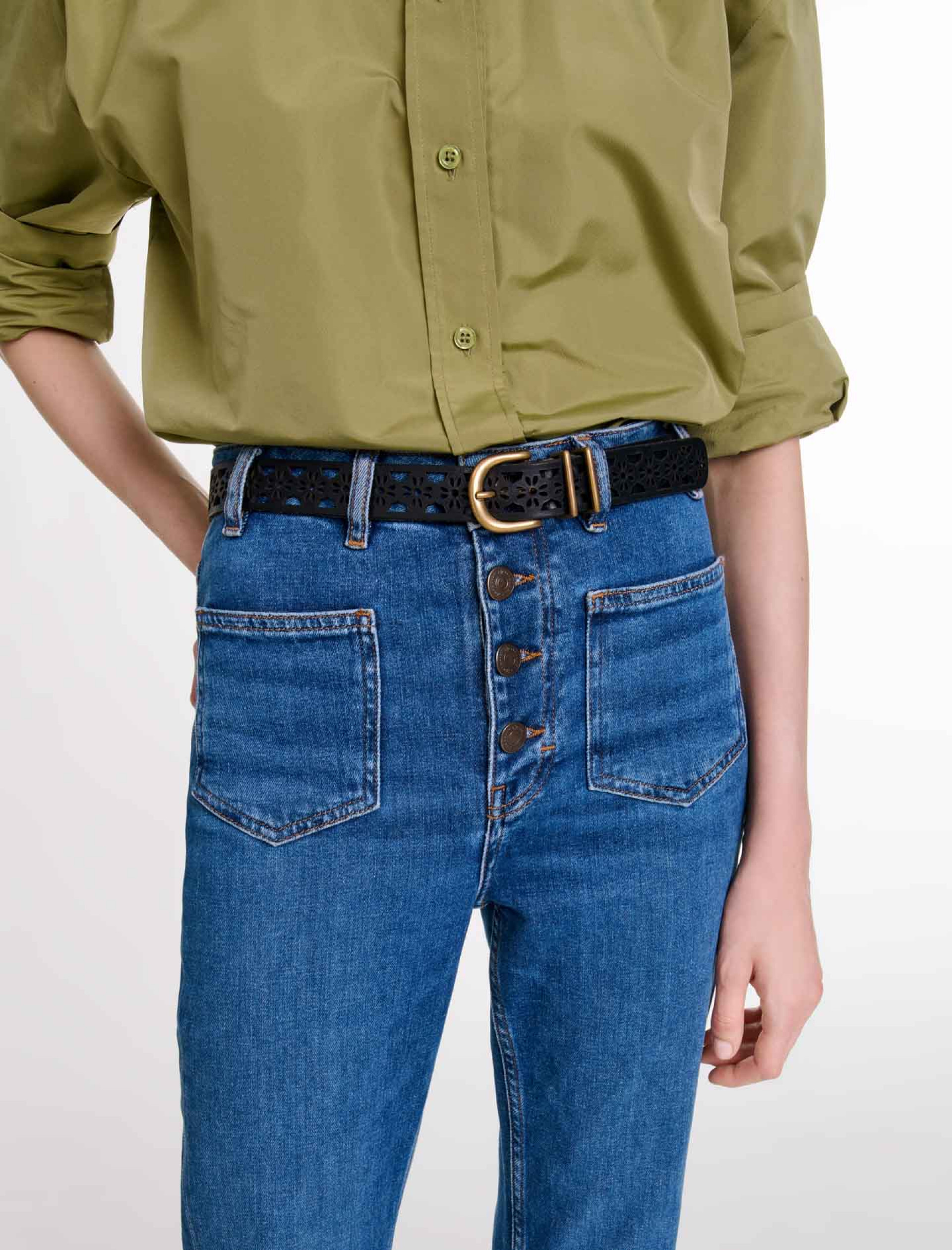 Женский черный ремень с цветочными деталями