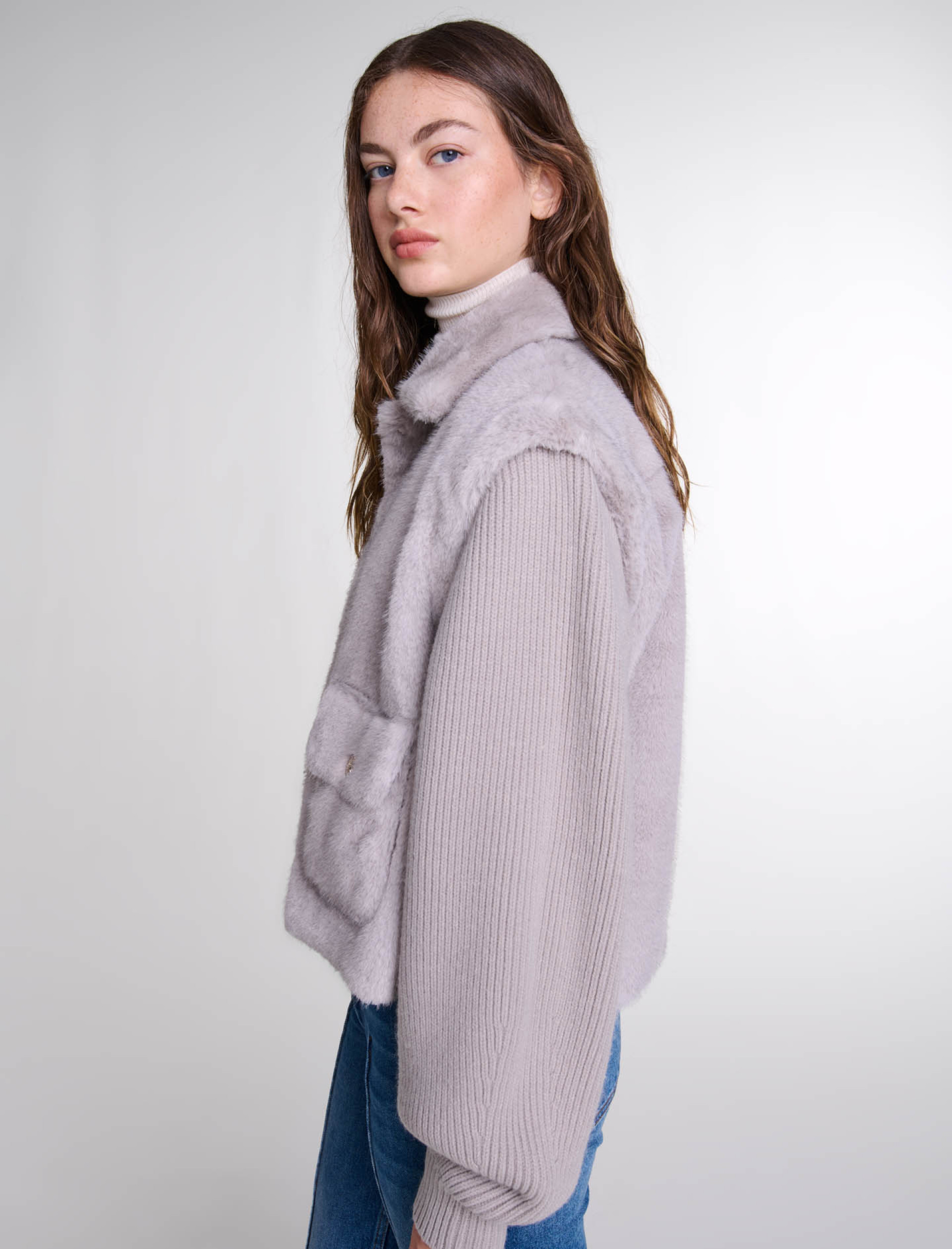 Женская куртка из двух материалов из искусственного меха Женская куртка из двух материалов из искусственного меха