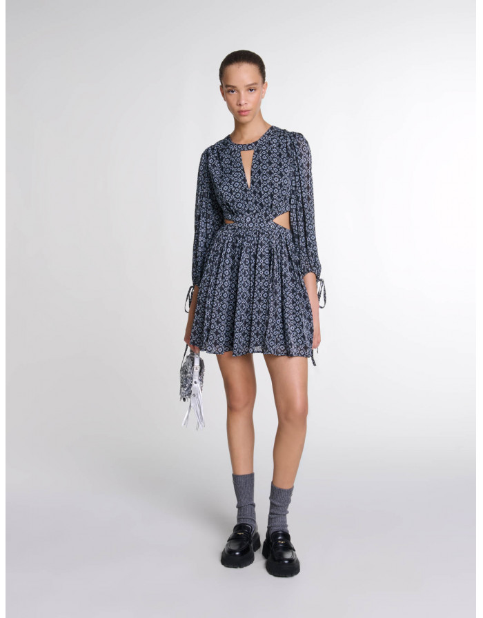 Женское черное платье с узором