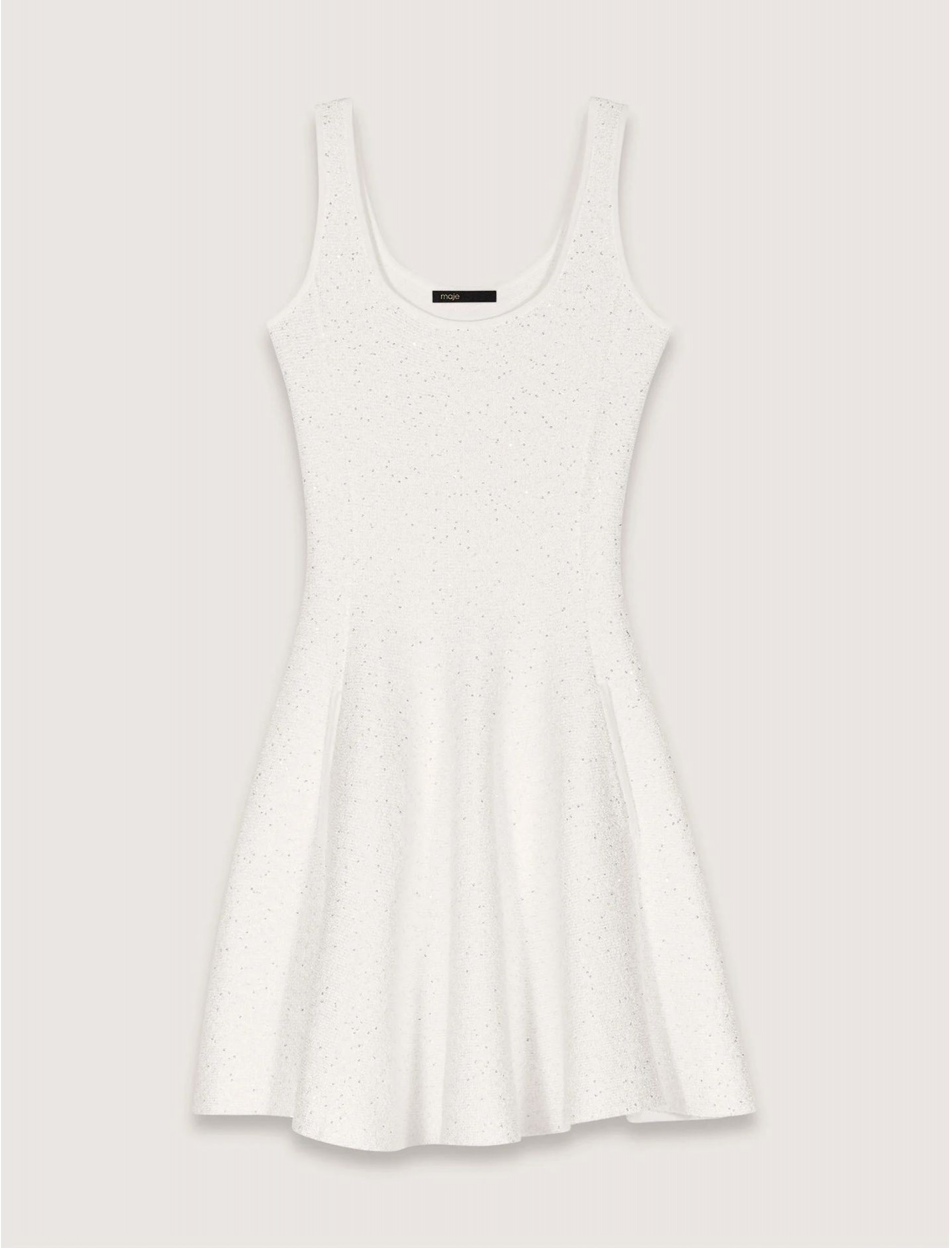 Жіноча трикотажна сукня з паєтками