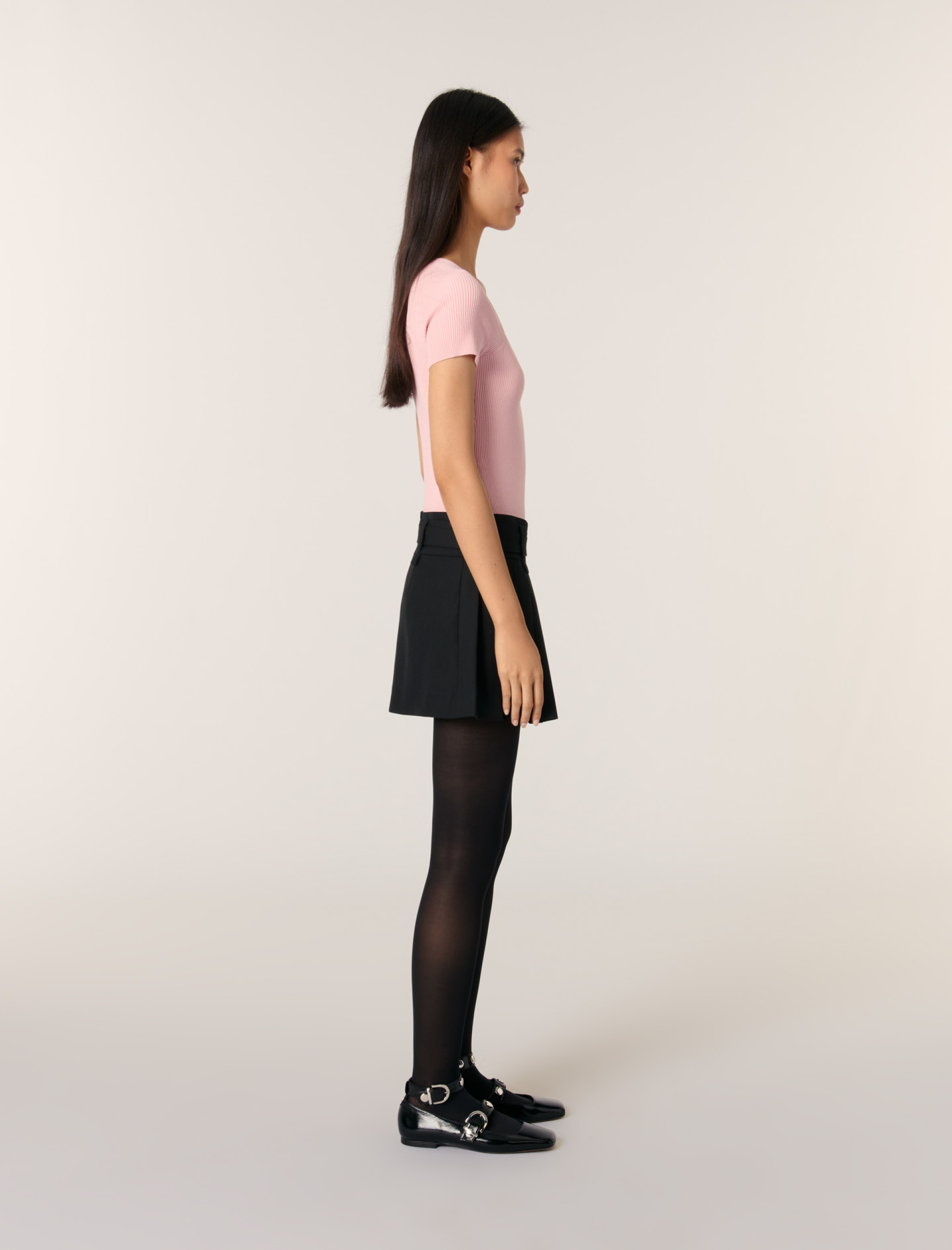 Женский трикотажный топ в рубчик