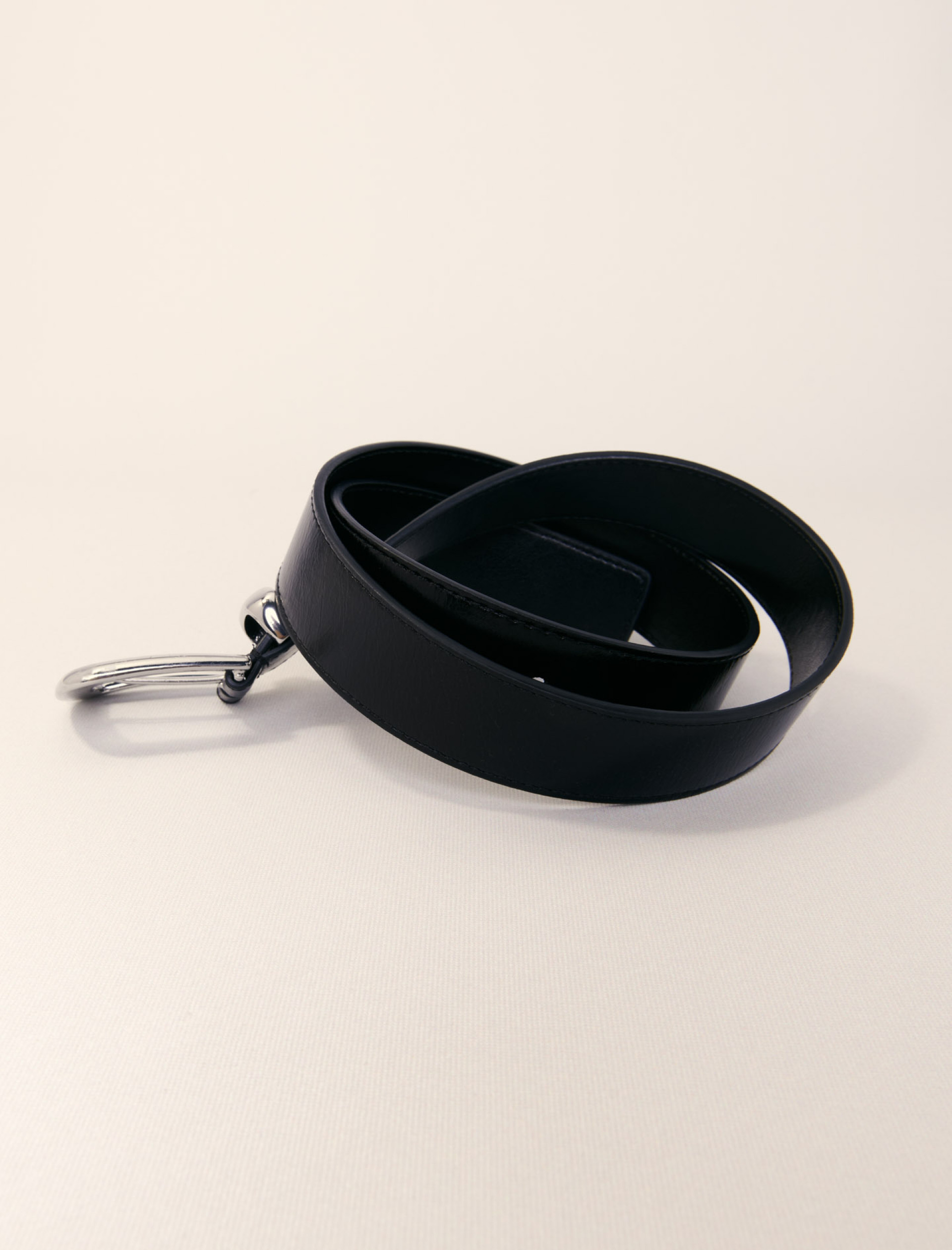 Женский ремень с квадратной пряжкой