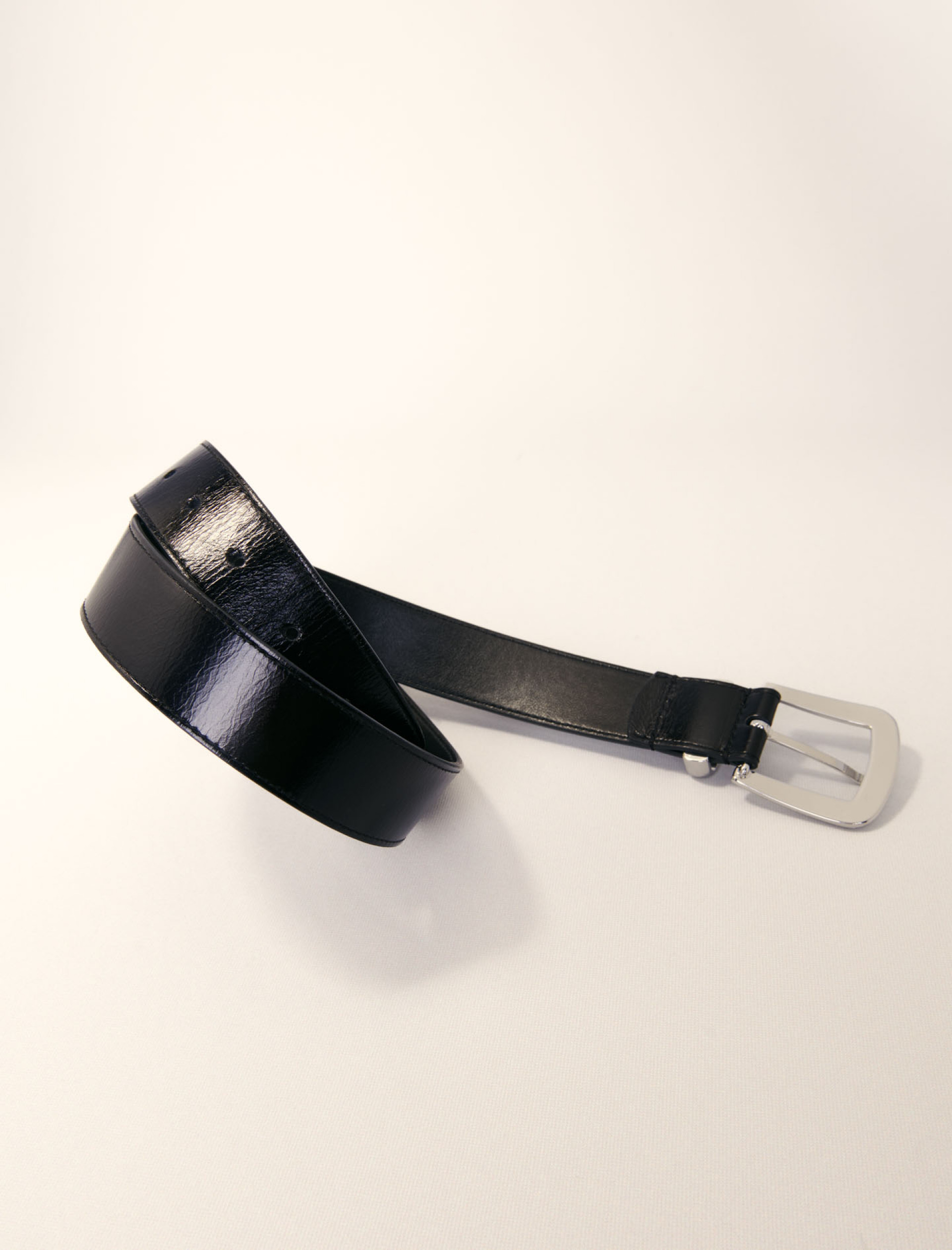 Женский ремень с квадратной пряжкой