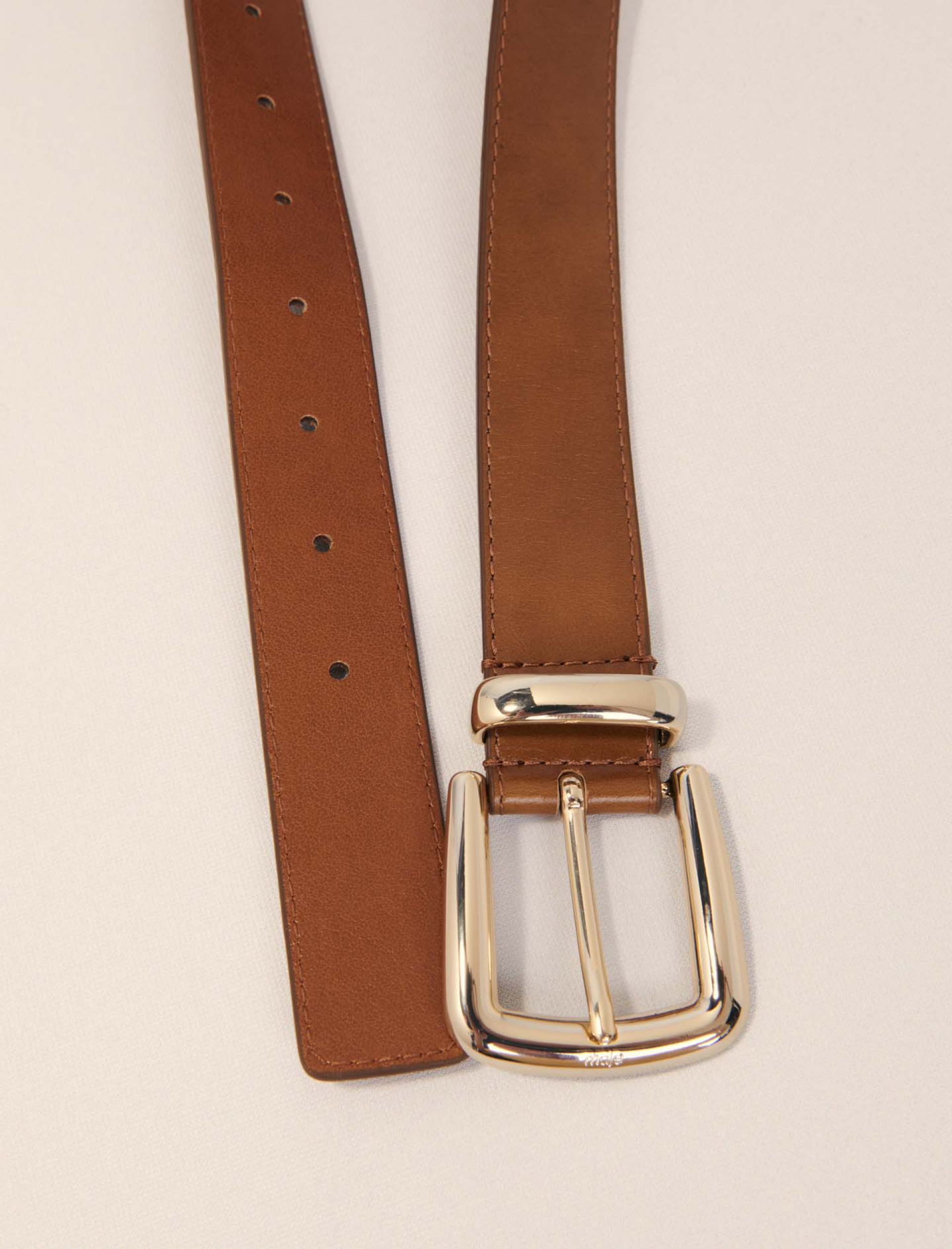 Женский ремень с квадратной пряжкой