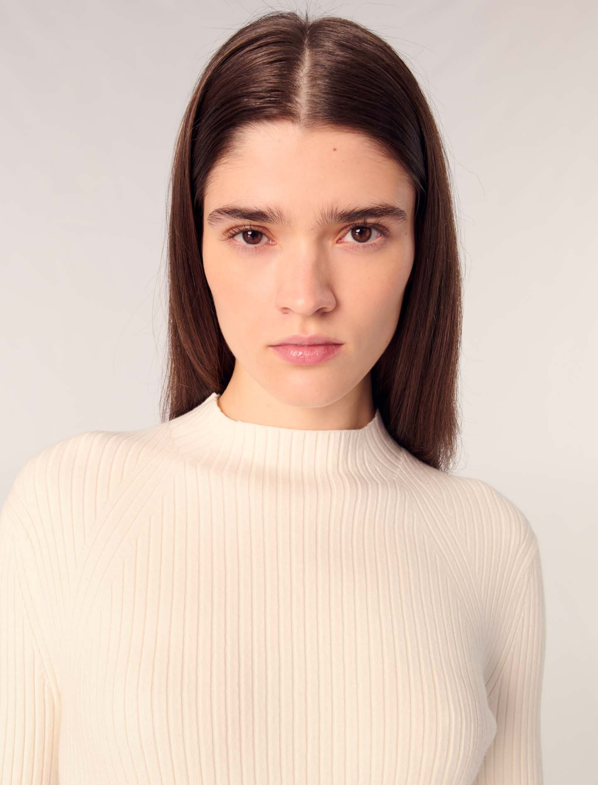 Женский джемпер в рубчик