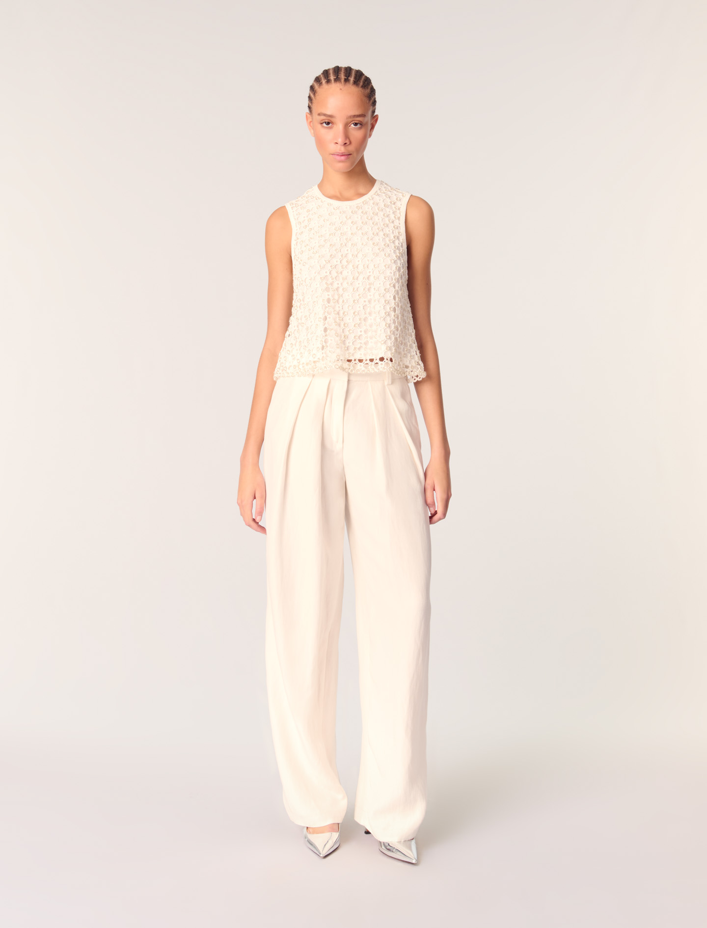 Жіночий в'язаний топ з бісером